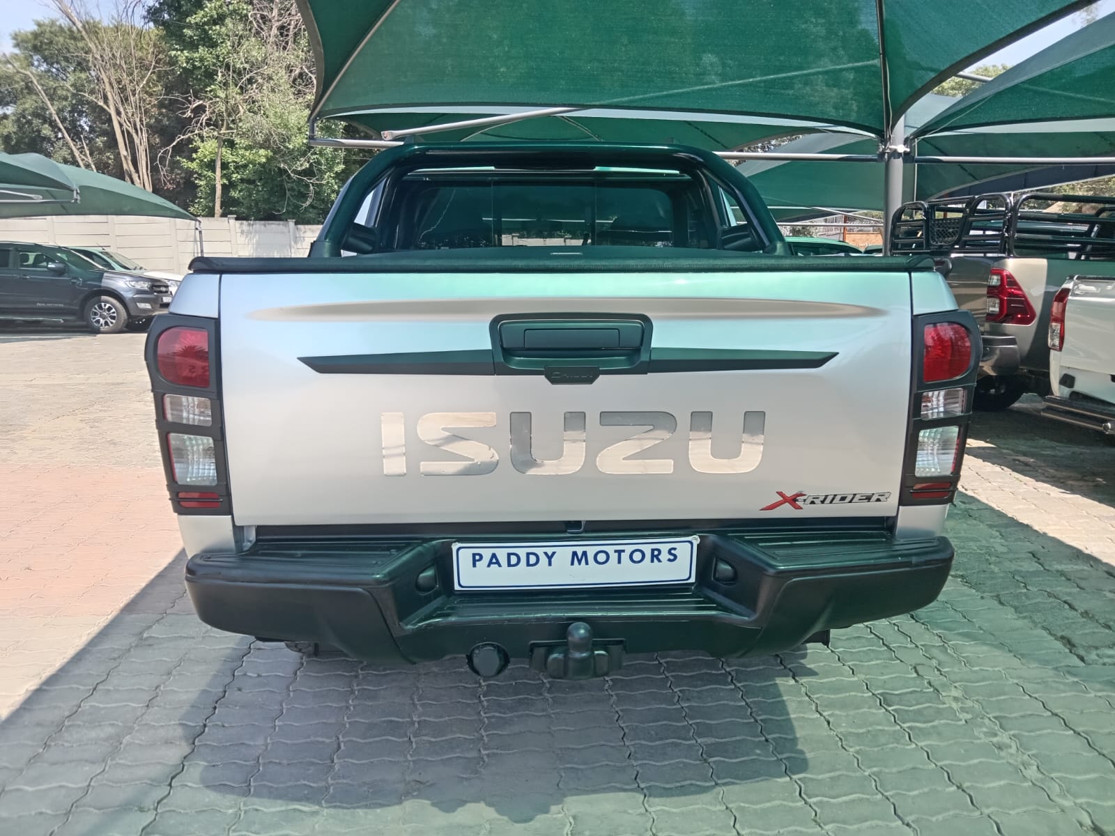 
								ISUZU KB 250 DMAX X-RIDER DOUBLE CAB full									