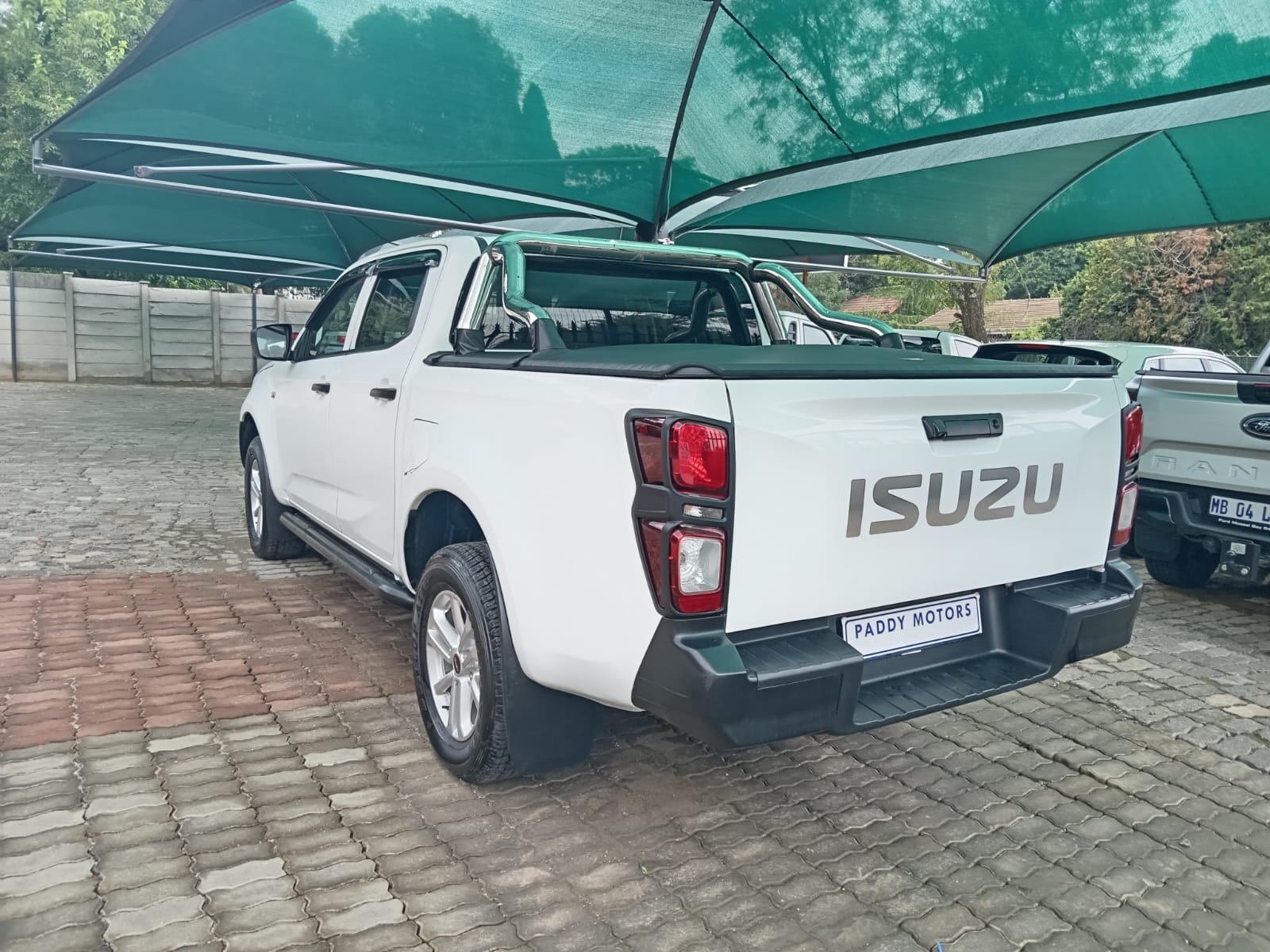 
								ISUZU 1.9 DMAX DOUBLE CAB 4X2 full									