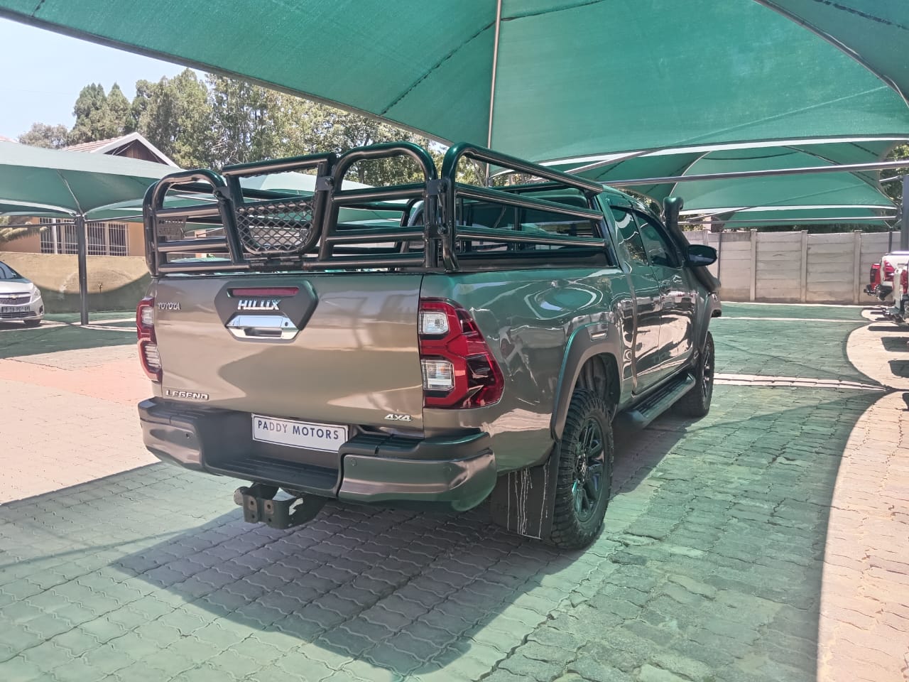 
								TOYOTA HILUX 2.8 GD6 EXTRA CAB 4X4 full									