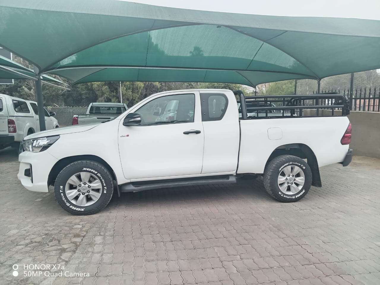 
								TOYOTA HILUX 2.4 GD6 EXTRA CAB 4X2 full									