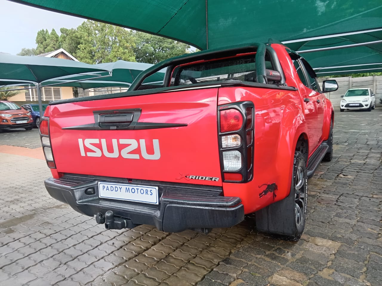 
								ISUZU DMAX 250 X-RIDER DOUBLE CAB 4X2 full									