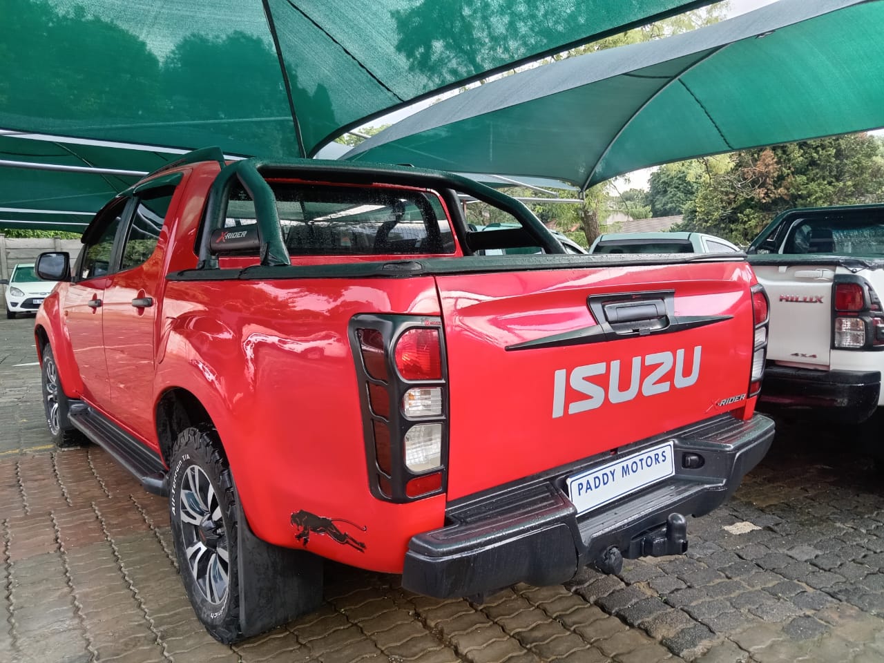 
								ISUZU DMAX 250 X-RIDER DOUBLE CAB 4X2 full									