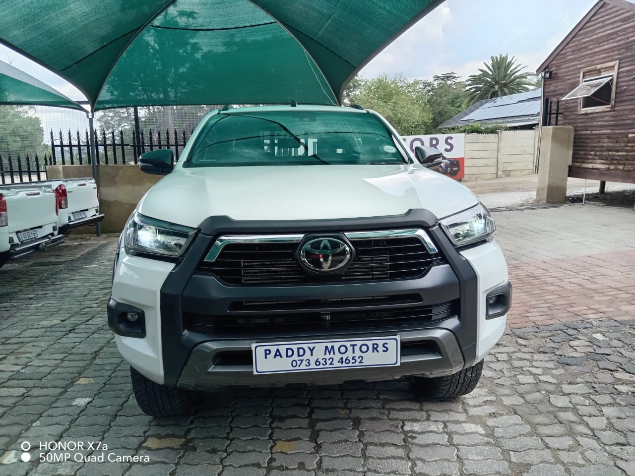 
								TOYOTA HILUX 2.8 GD6 DOUBLE CAB LEGEND 4X4 full									