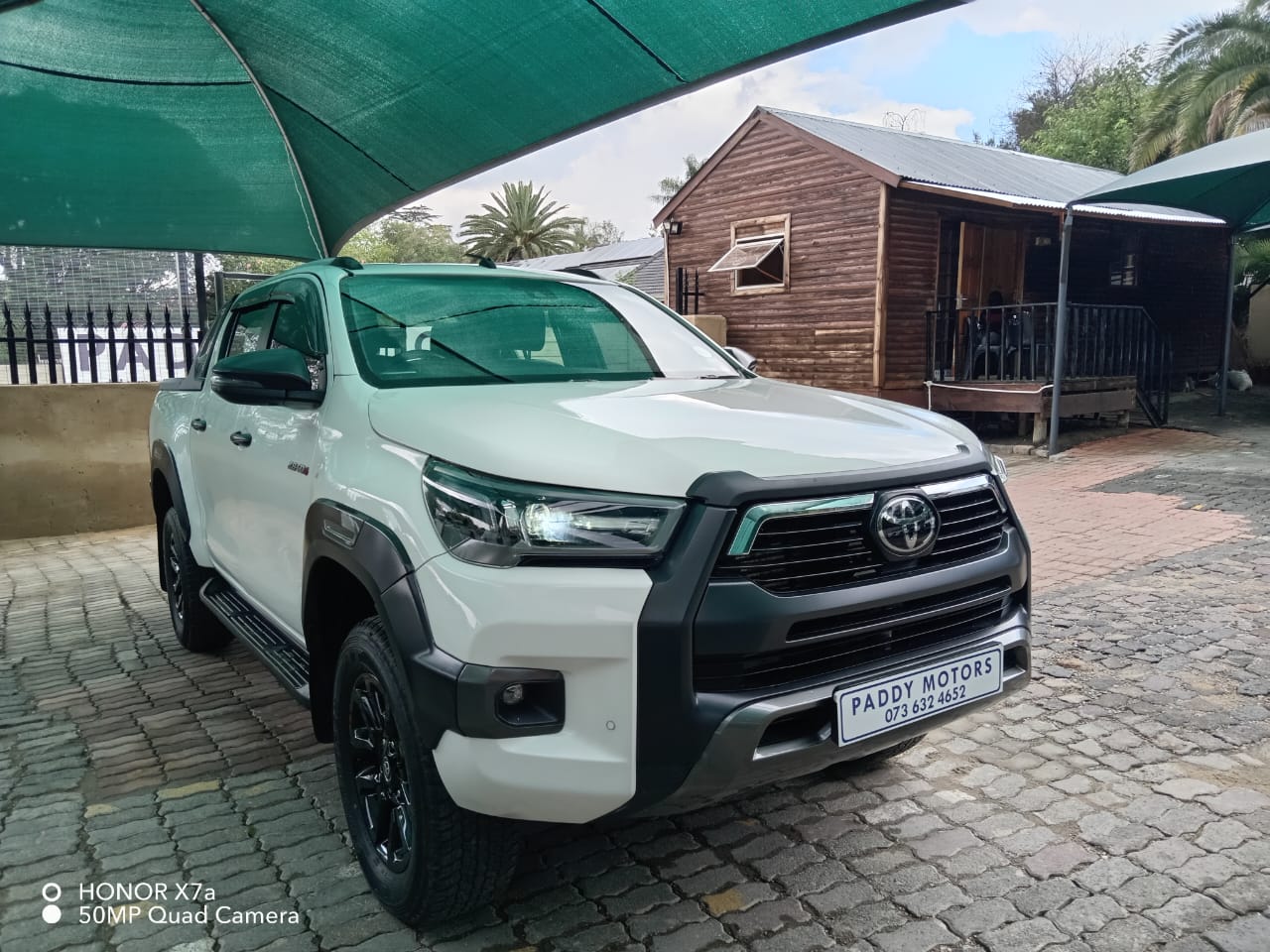 
								TOYOTA HILUX 2.8 GD6 DOUBLE CAB LEGEND 4X4 full									