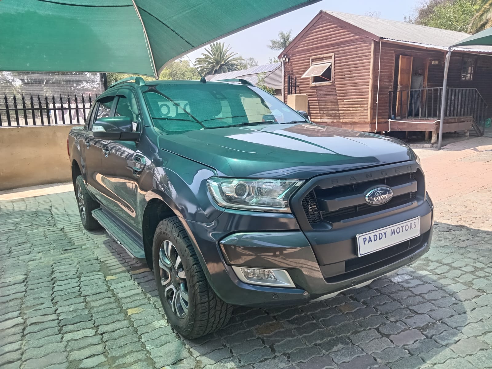 
								FORD RANGER 3.2 TDCI DOUBLE CAB WILDTRAK full									