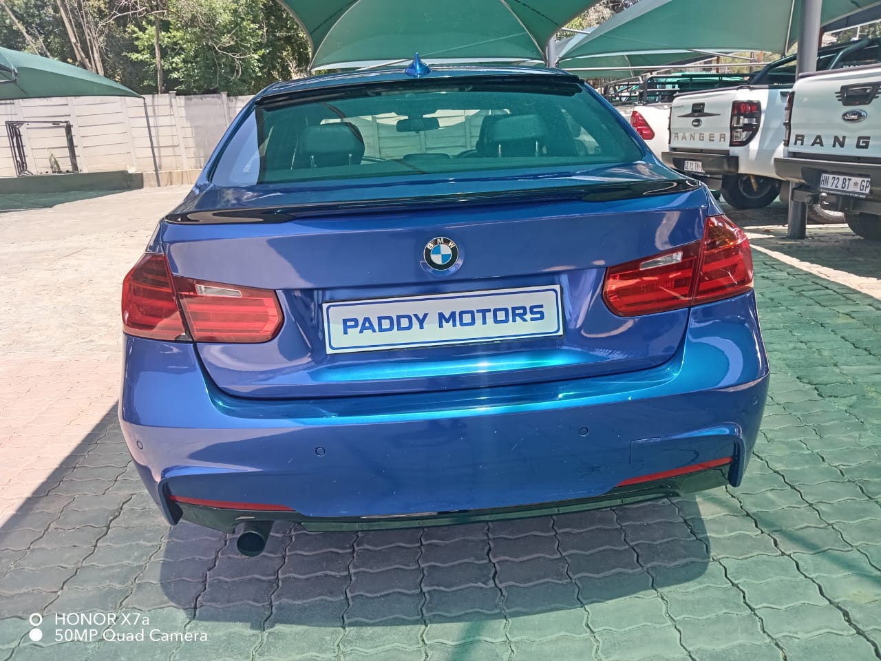 
								BMW 3SERIES 320I M SPORT full									