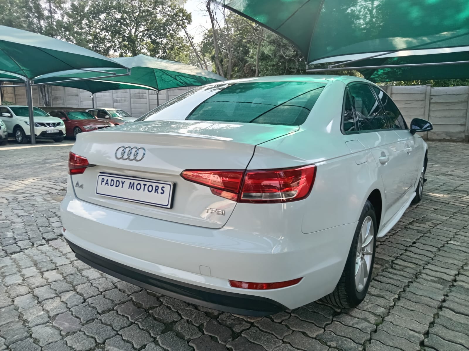 
								AUDI A4 TFSI SEDAN AUTO full									