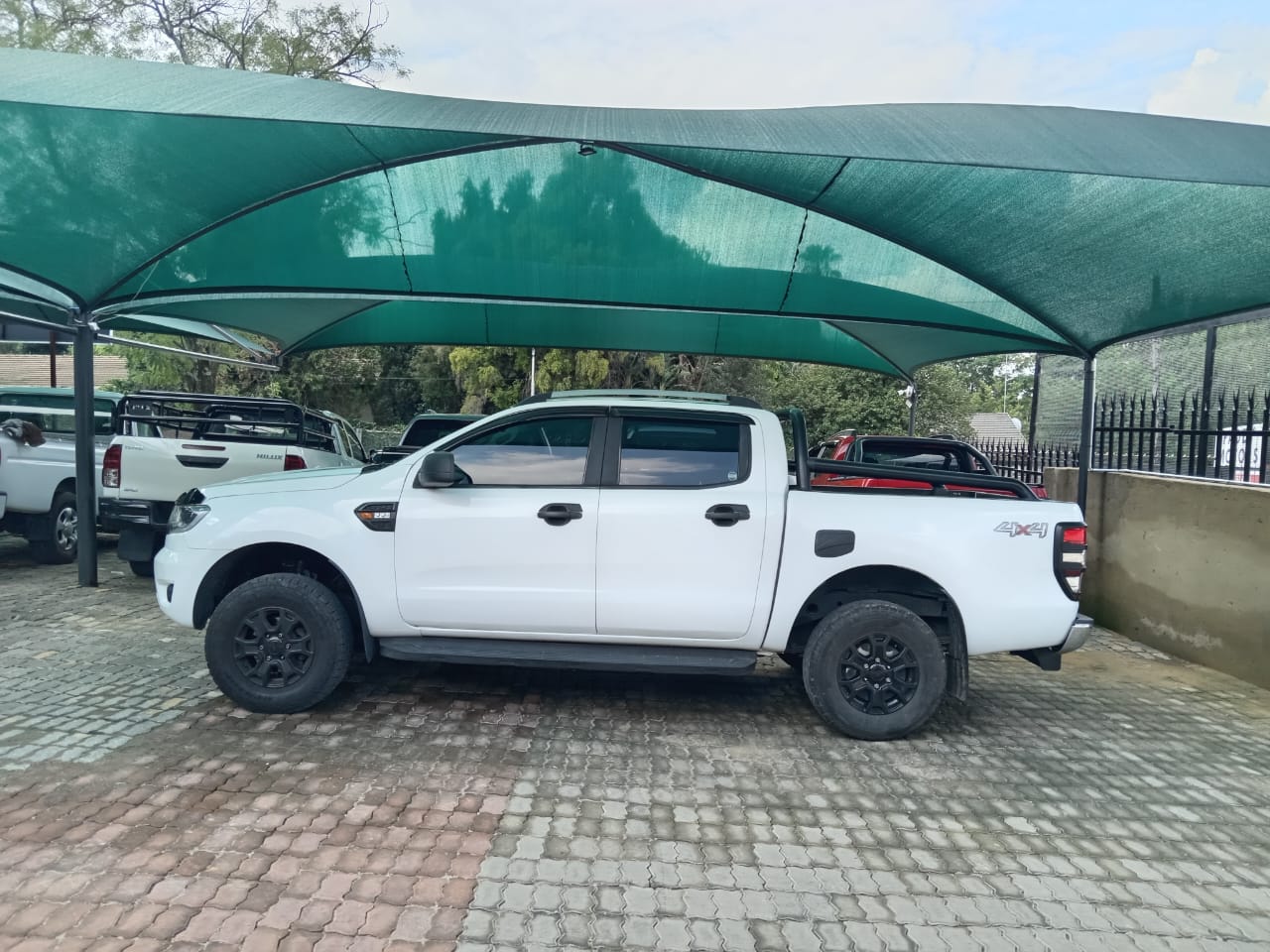 
								FORD RANGER 2.2 TDCI DOUBLE CAB AUTO 4X4 XL5 full									