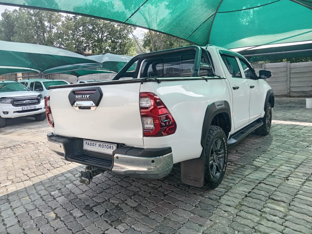 
								TOYOTA HILUX 2.4 GD6 DOUBLE CAB 4X4 full									