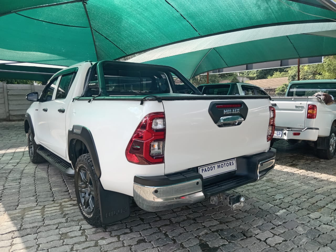 
								TOYOTA HILUX 2.4 GD6 DOUBLE CAB 4X4 full									