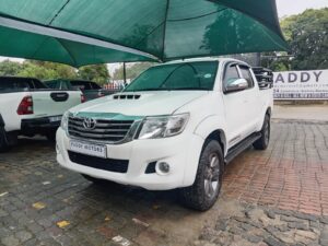 TOYOTA HILUX 2.5 D4D DOUBLE CAB 4X4