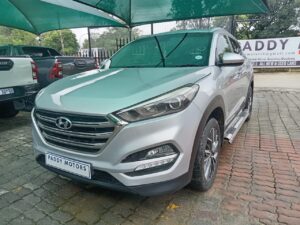 HYUNDAI TUCSON 2.0