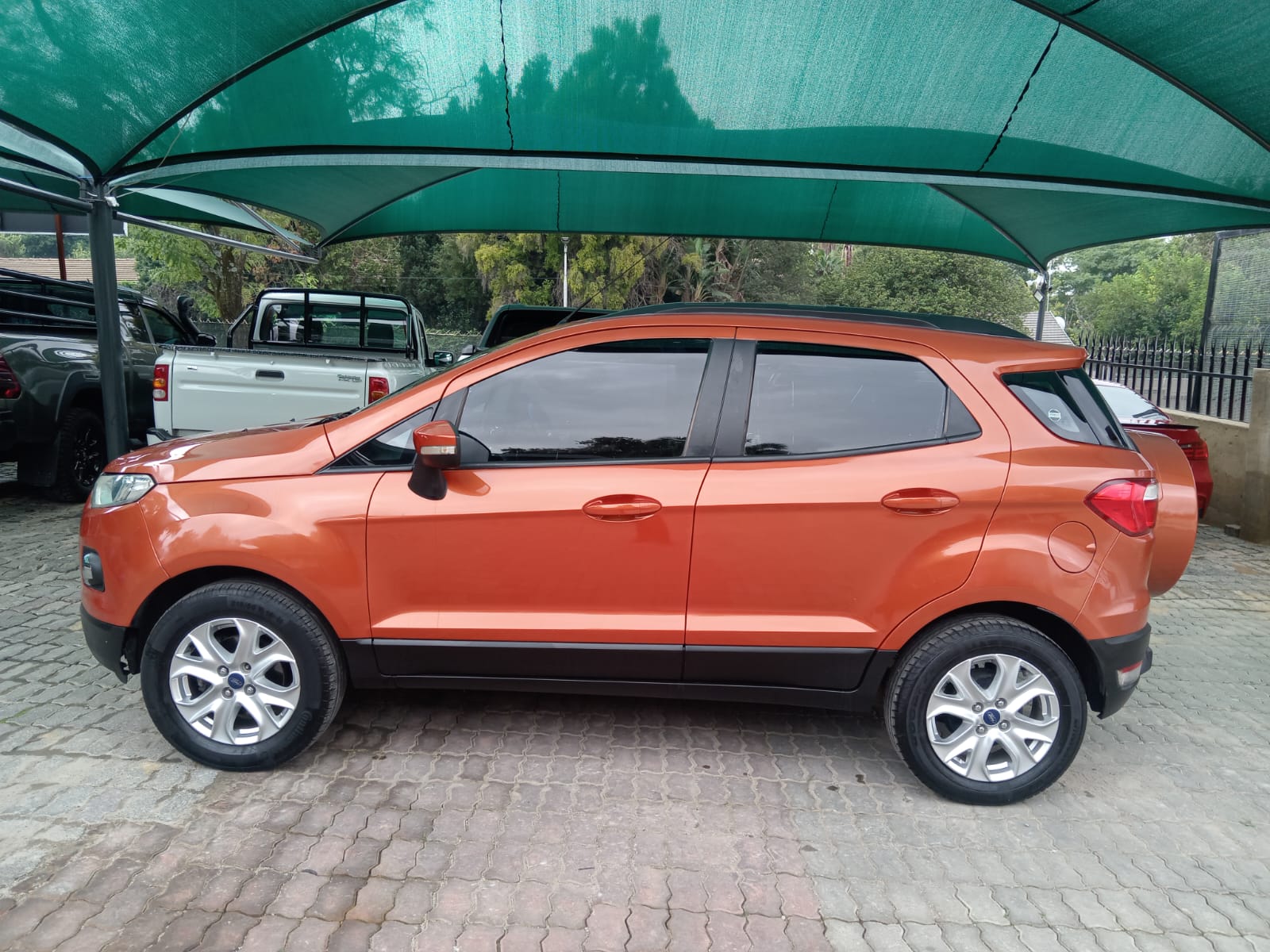 
								Ford ECOSPORT 1.5 TDI full									