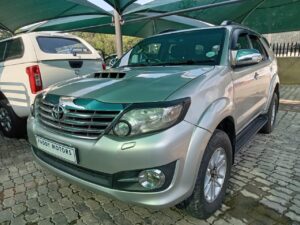 TOYOTA FORTUNER 3.0 D4D 4X2