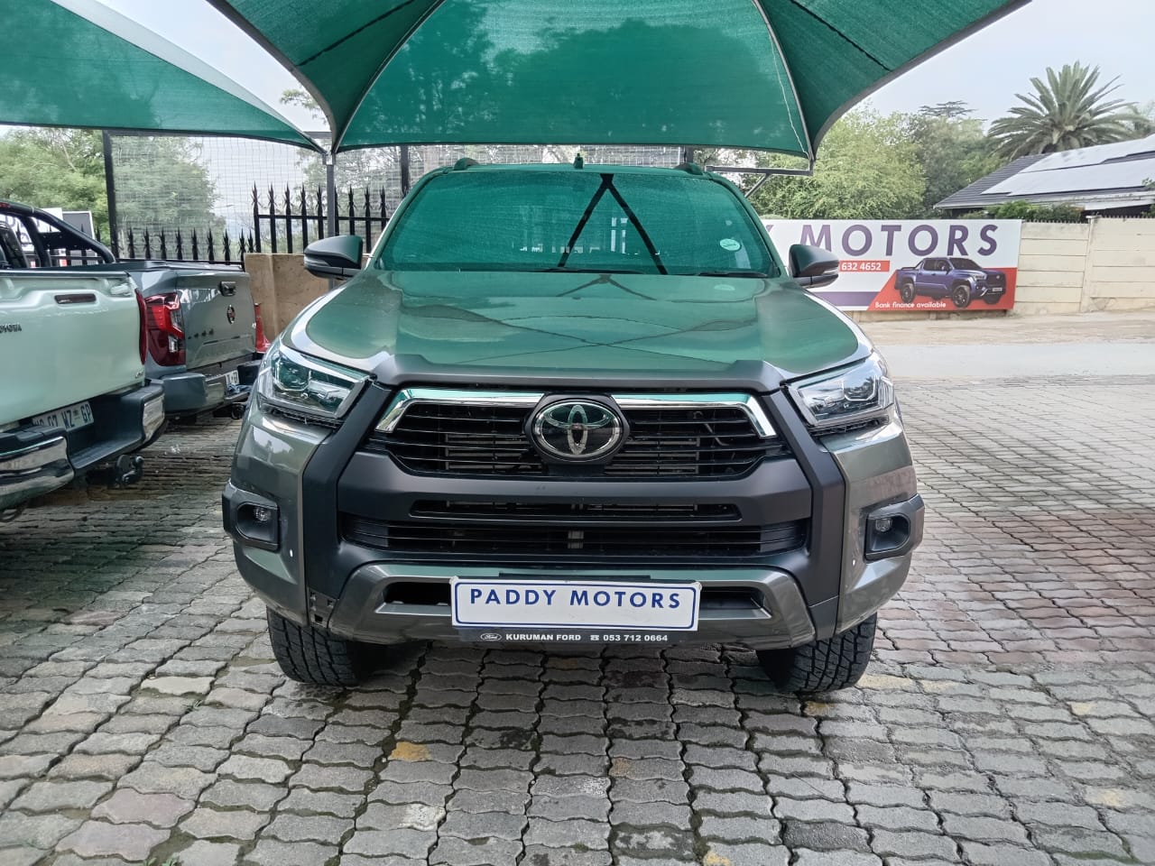 
								Toyota Hilux 2.8GD6 Double cab 4×2 full									