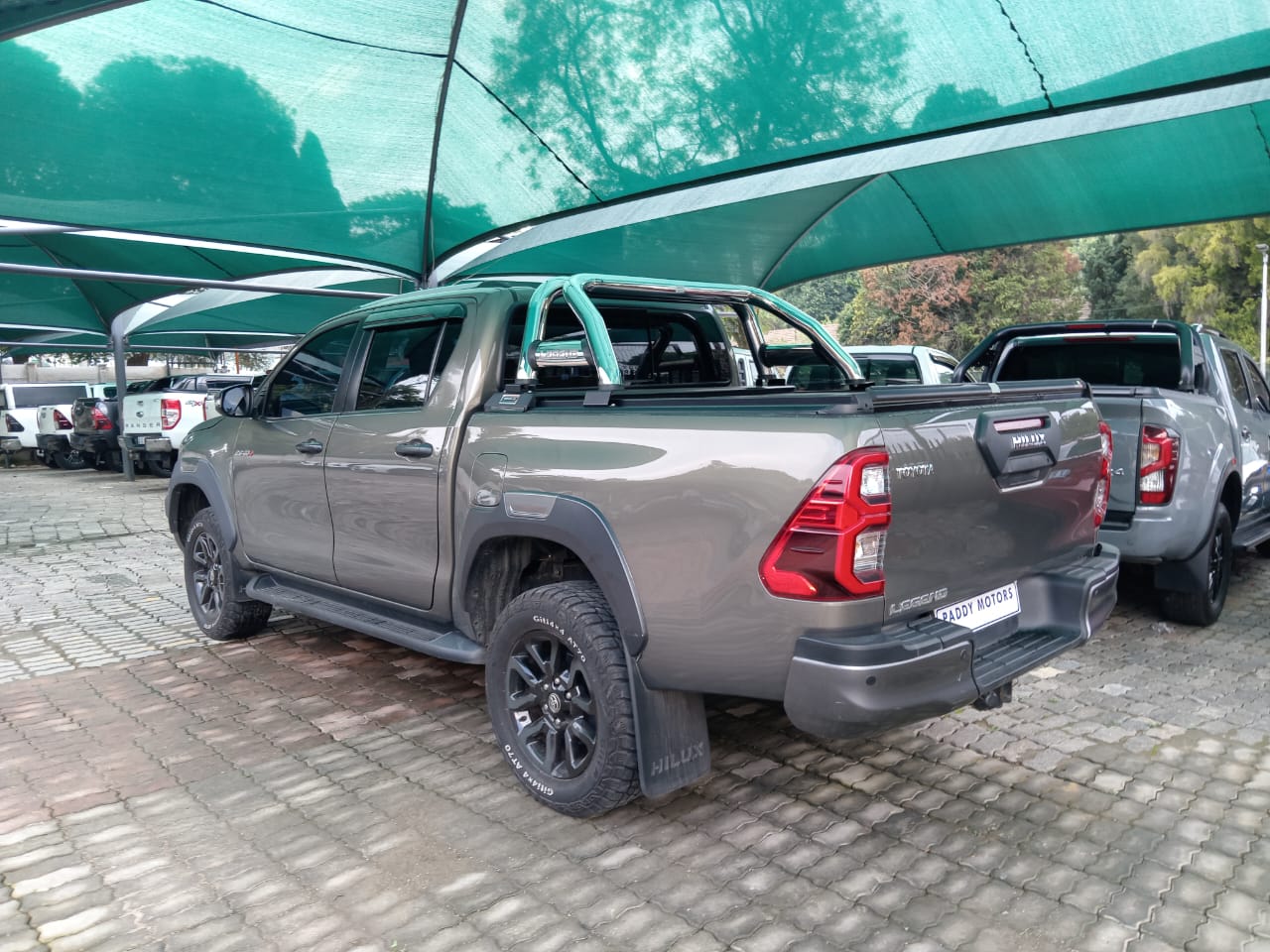 
								Toyota Hilux 2.8GD6 Double cab 4×2 full									