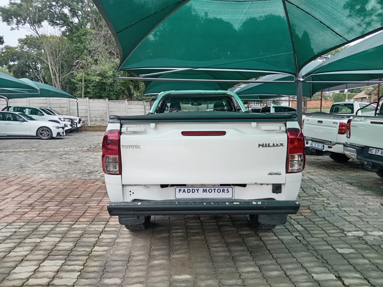 
								TOYOTA HILUX 2.4 GD6 SINGLE CAB 4X4 full									