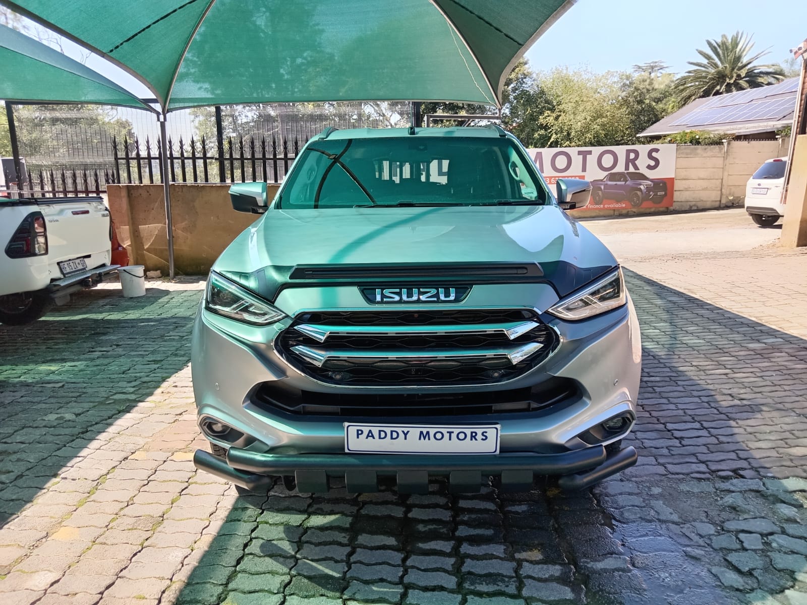 
								2023 Isuzu mu-X 3.0TD LSE 4×4 full									