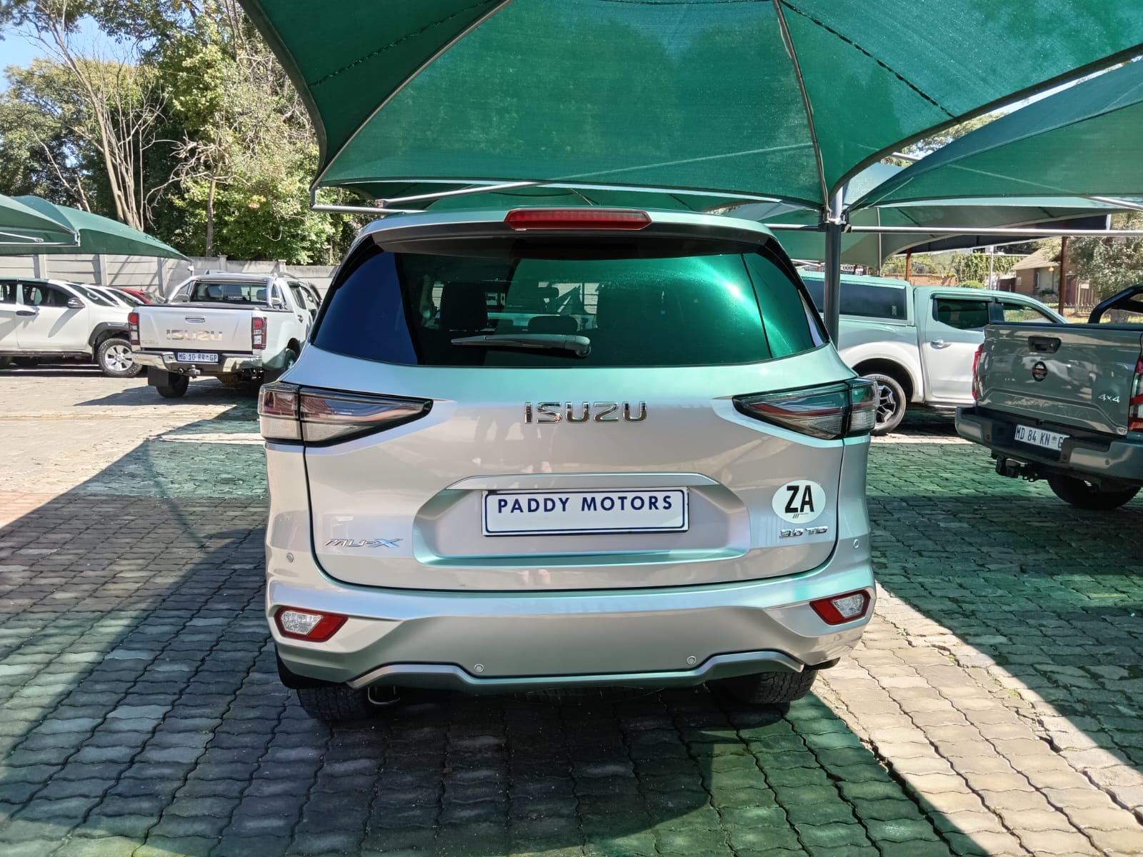 
								2023 Isuzu mu-X 3.0TD LSE 4×4 full									