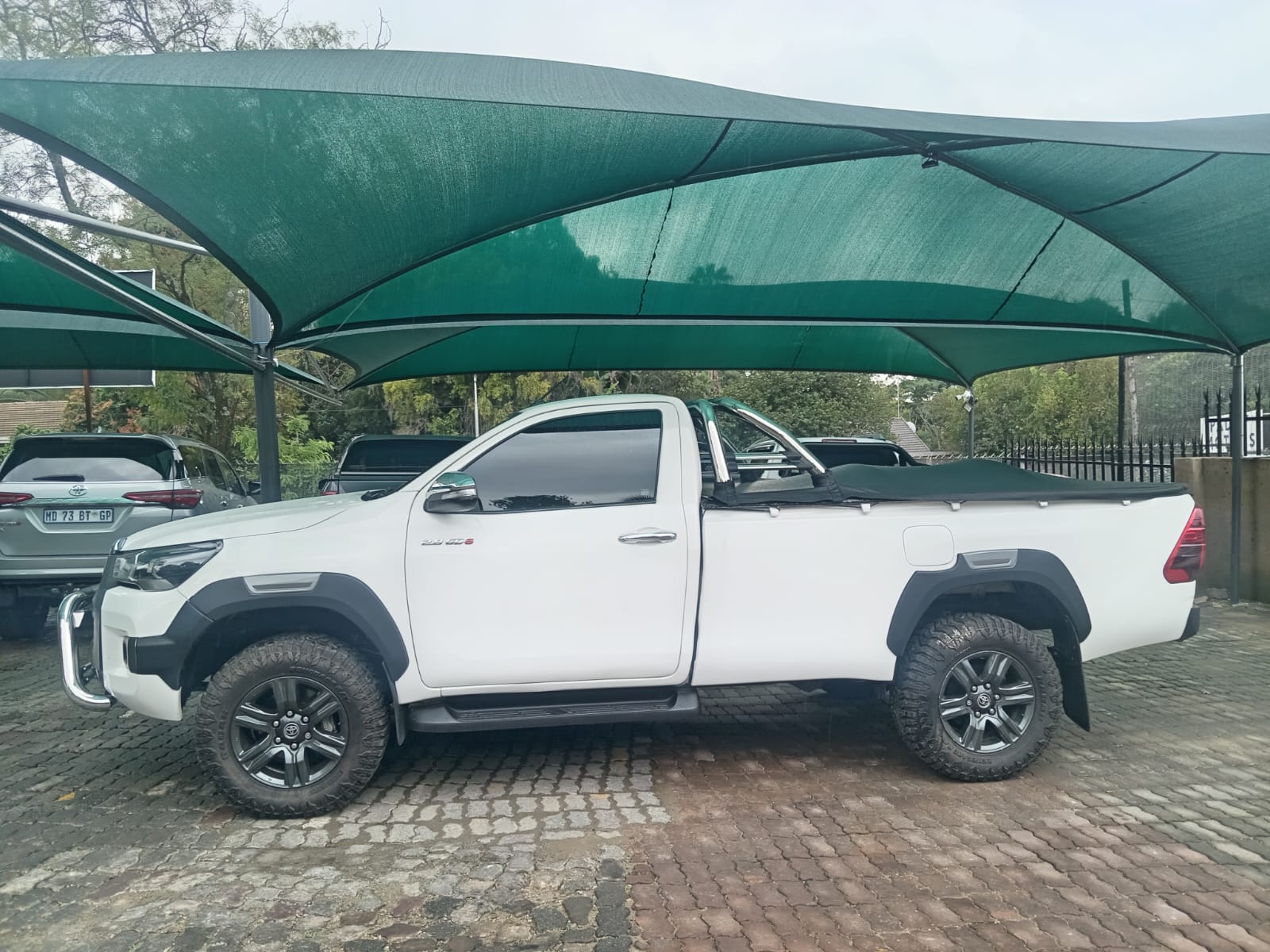 
								Toyota Hilux 2.8 GD6 raider Single cab 4×4. full									