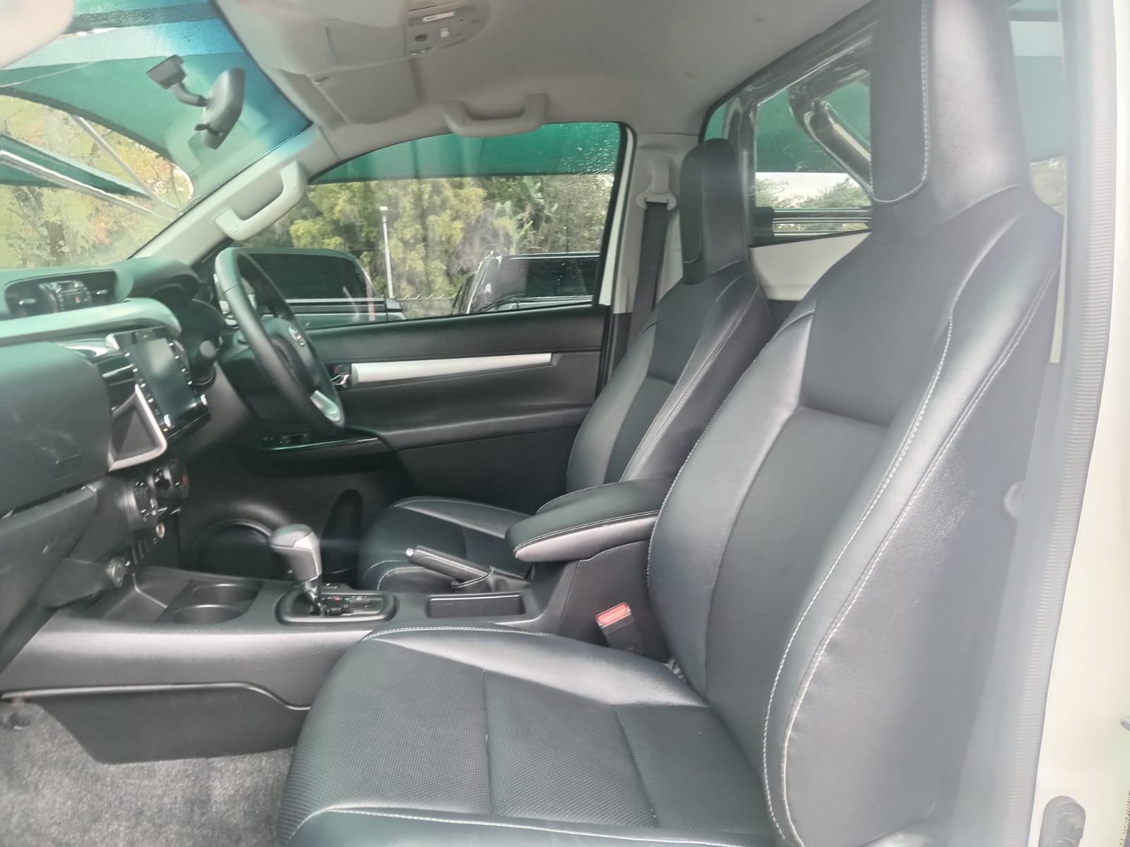 
								Toyota Hilux 2.8 GD6 raider Single cab 4×4. full									