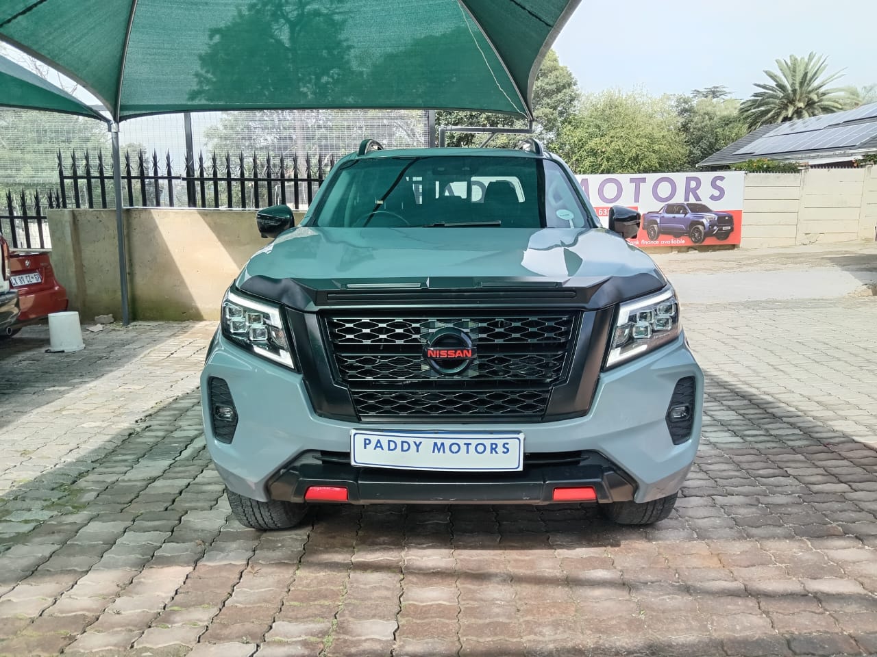 
								Nissan Navara 2.5Ddti PRO-4X 4X4 Double cab full									
