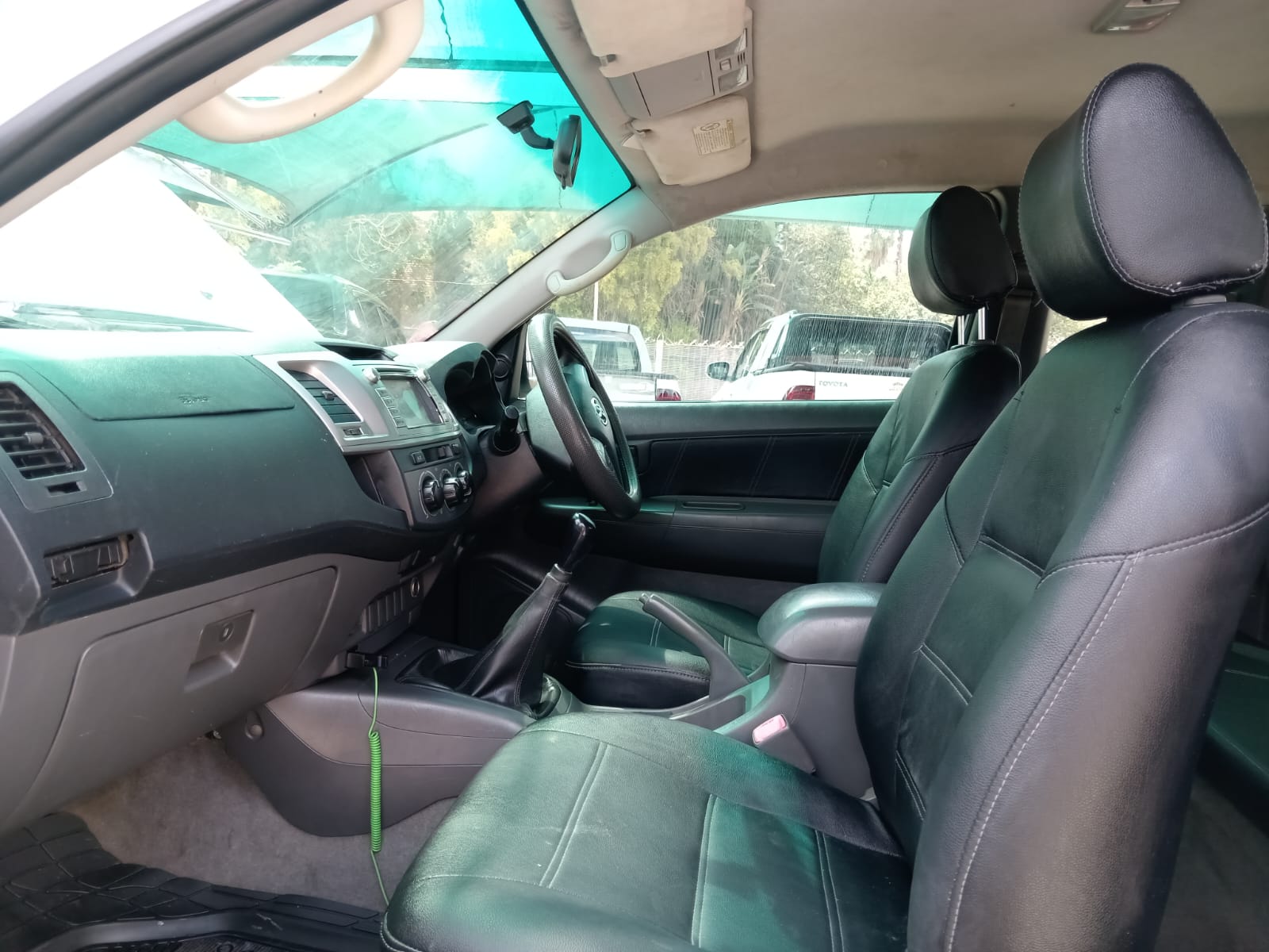 
								Toyota Hilux 3.0 D4D Extra cab full									