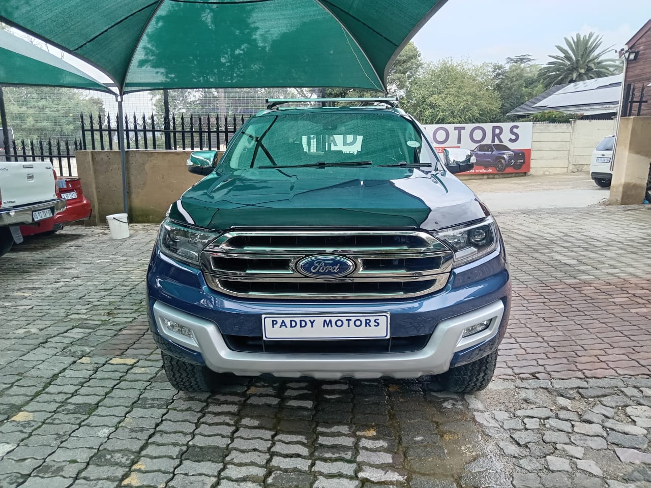 
								Ford Everest 2.2 TDCI XLT. full									