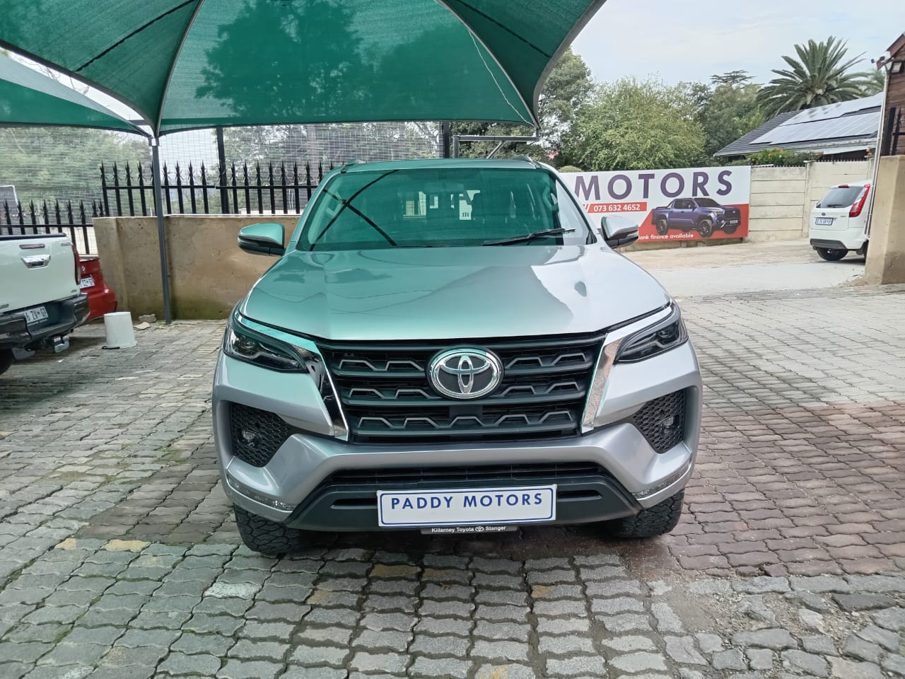 
								Toyota Fortuner 2.8 gd6 4×4 full									