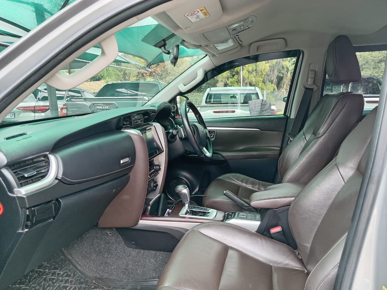 
								Toyota Fortuner 2.8 gd6 4×4 full									