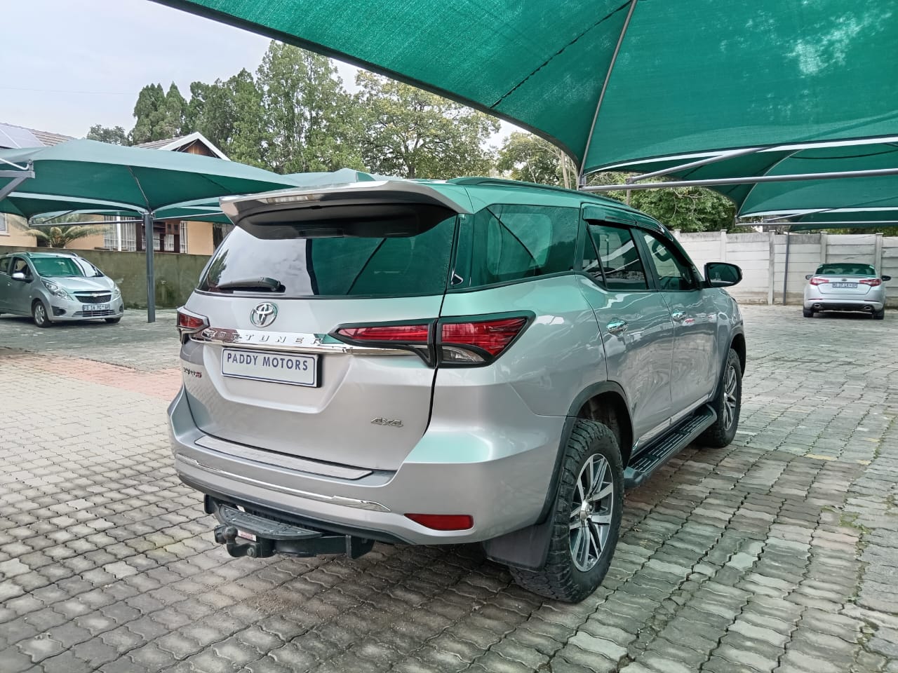 
								Toyota Fortuner 2.8 gd6 4×4 full									