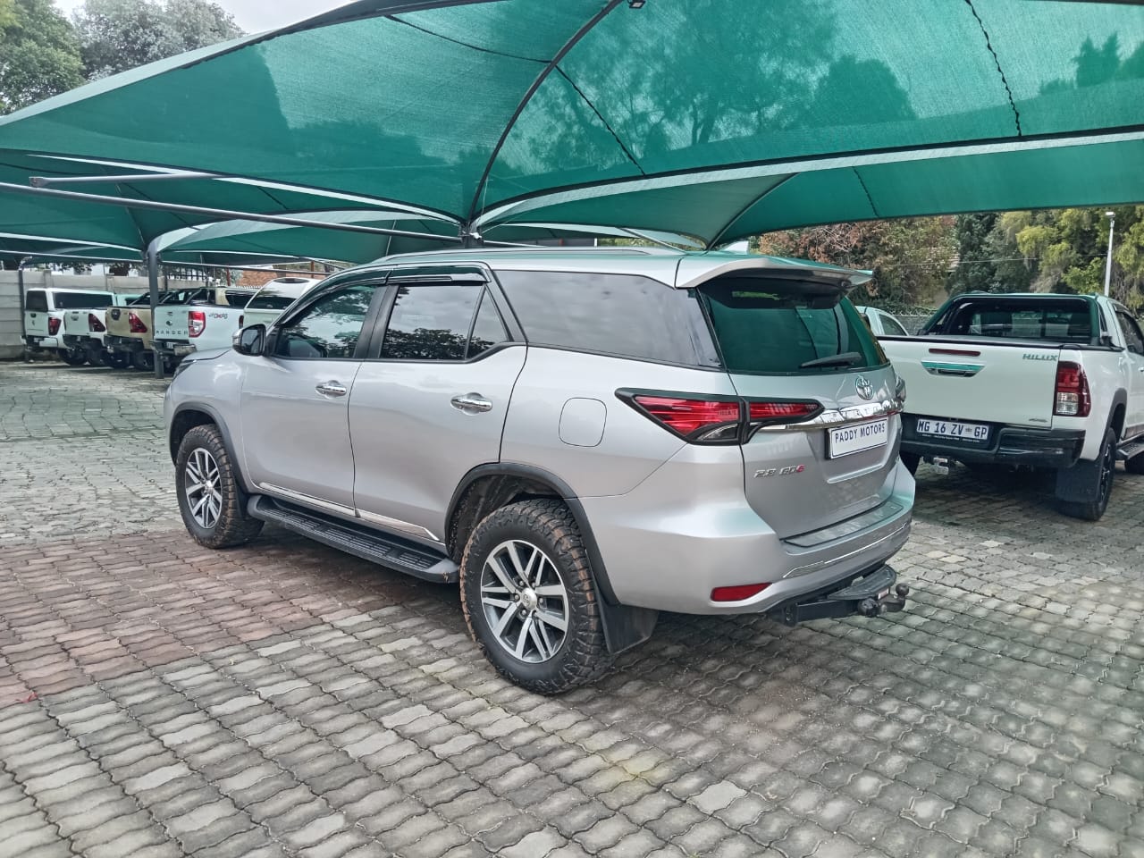 
								Toyota Fortuner 2.8 gd6 4×4 full									
