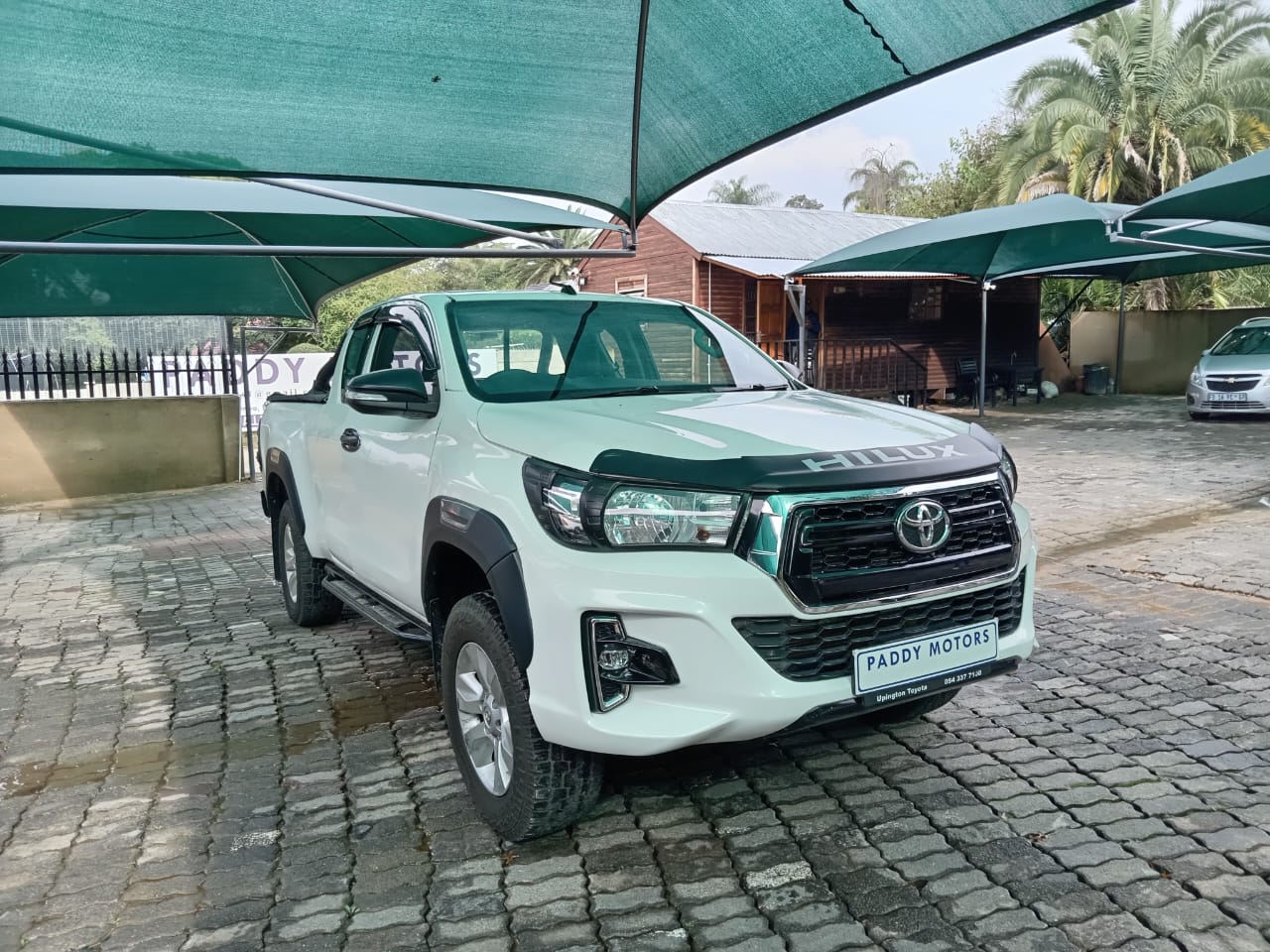 
								Toyota Hilux 2.4GD6 Extra cab 4×2 full									