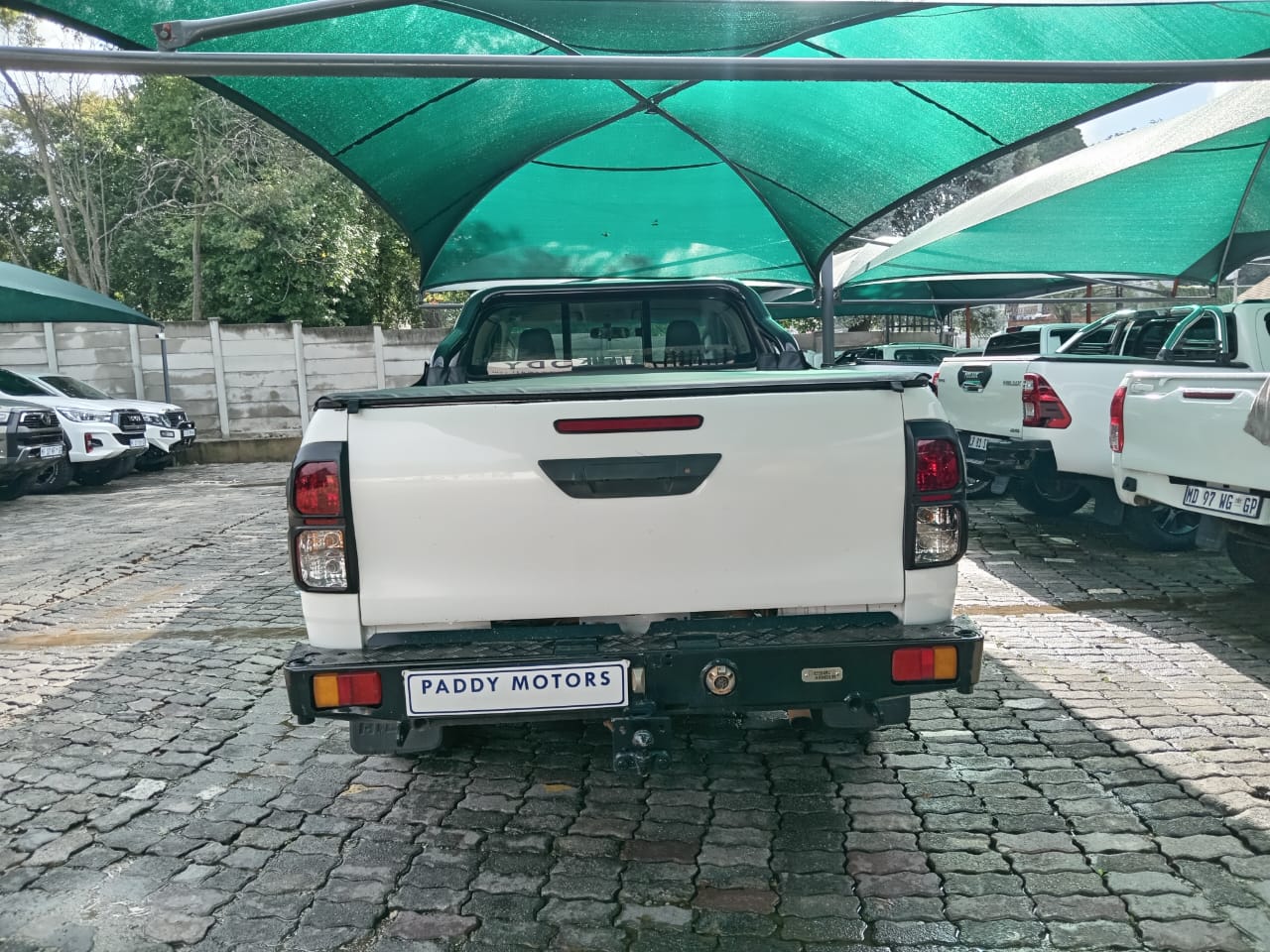 
								Toyota Hilux 2.4GD6 Extra cab 4×2 full									