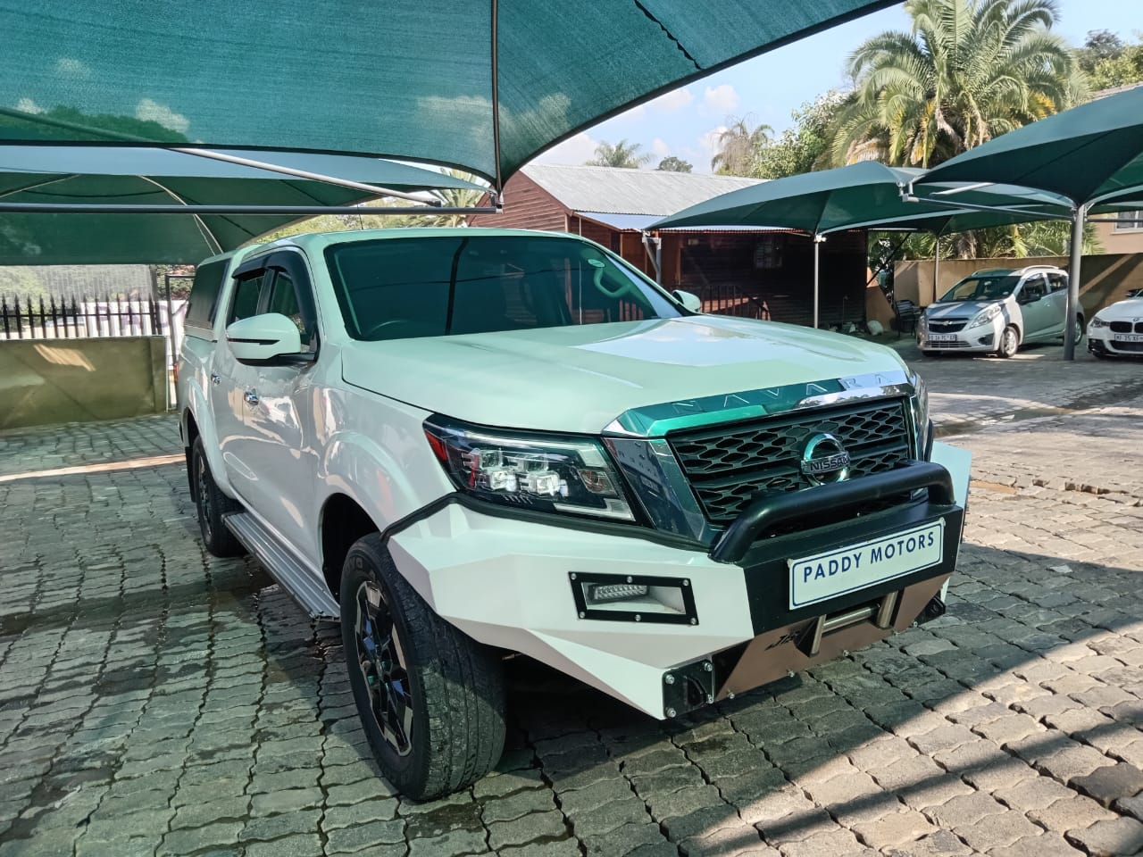 
								Nissan Navara 2.5 DDTi PRO-2X Double cab full									