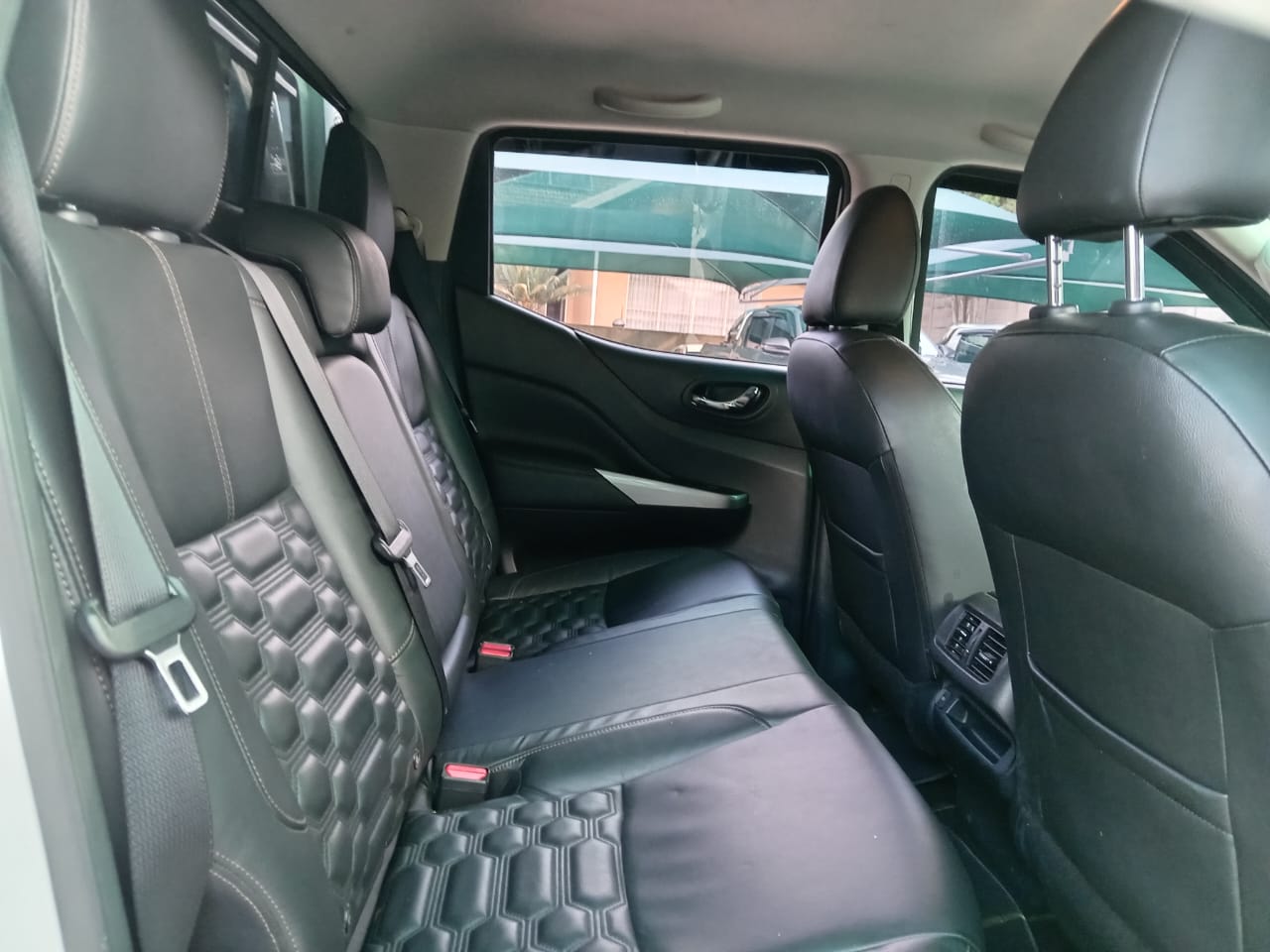 
								Nissan Navara 2.5 DDTi PRO-2X Double cab full									