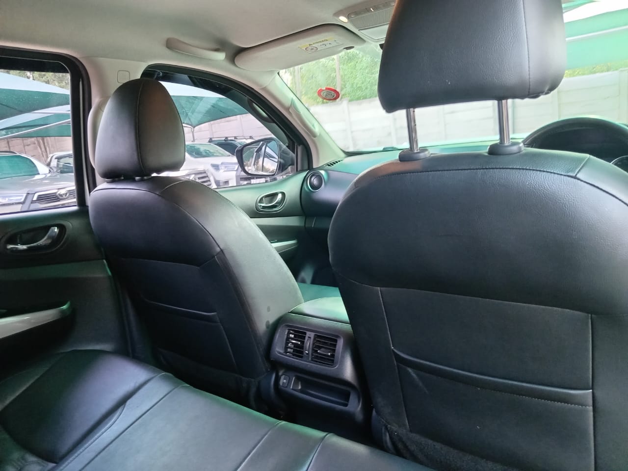 
								Nissan Navara 2.5 DDTi PRO-2X Double cab full									