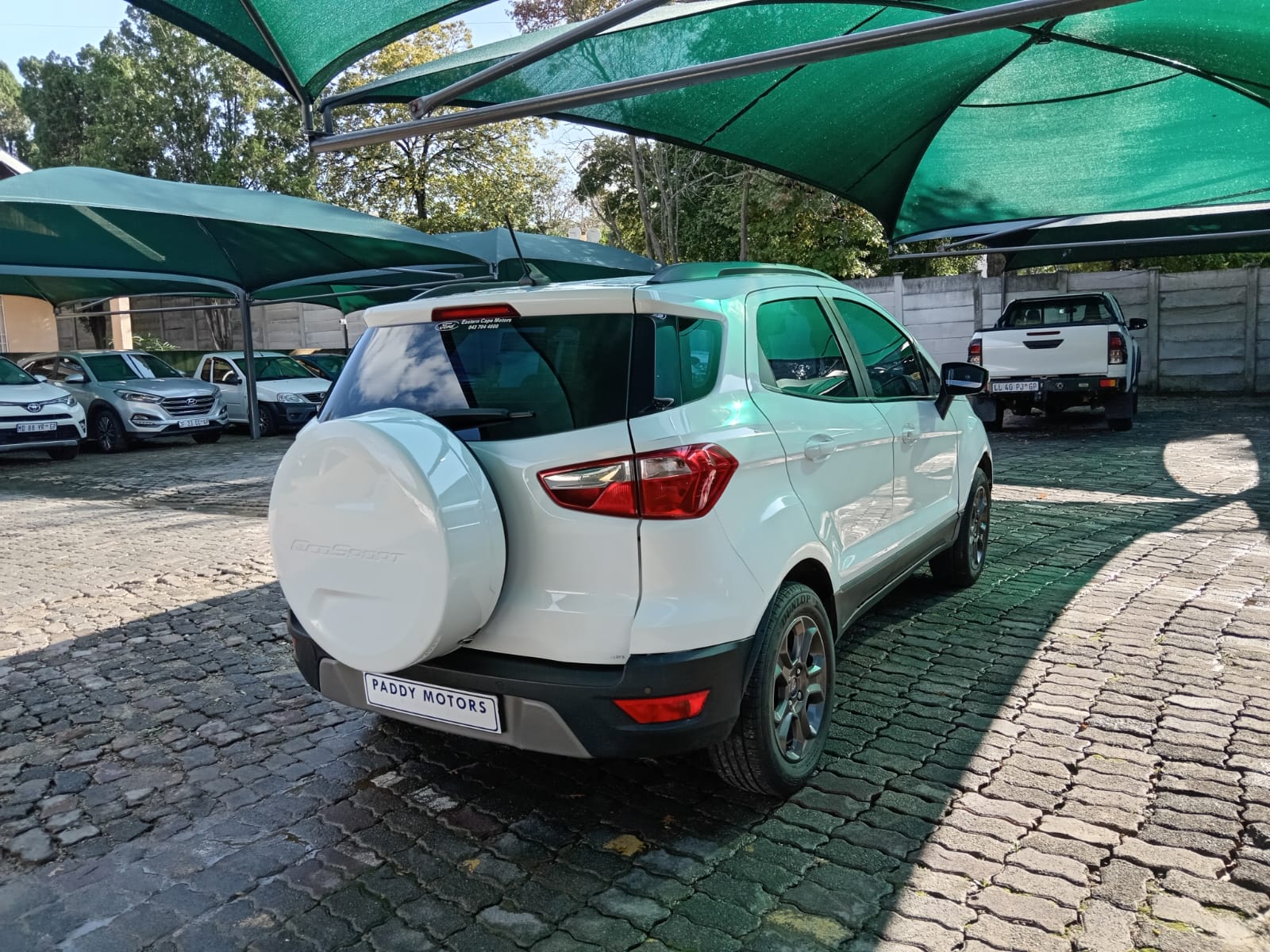 
								Ford EcoSport 1.0 Titanium full									