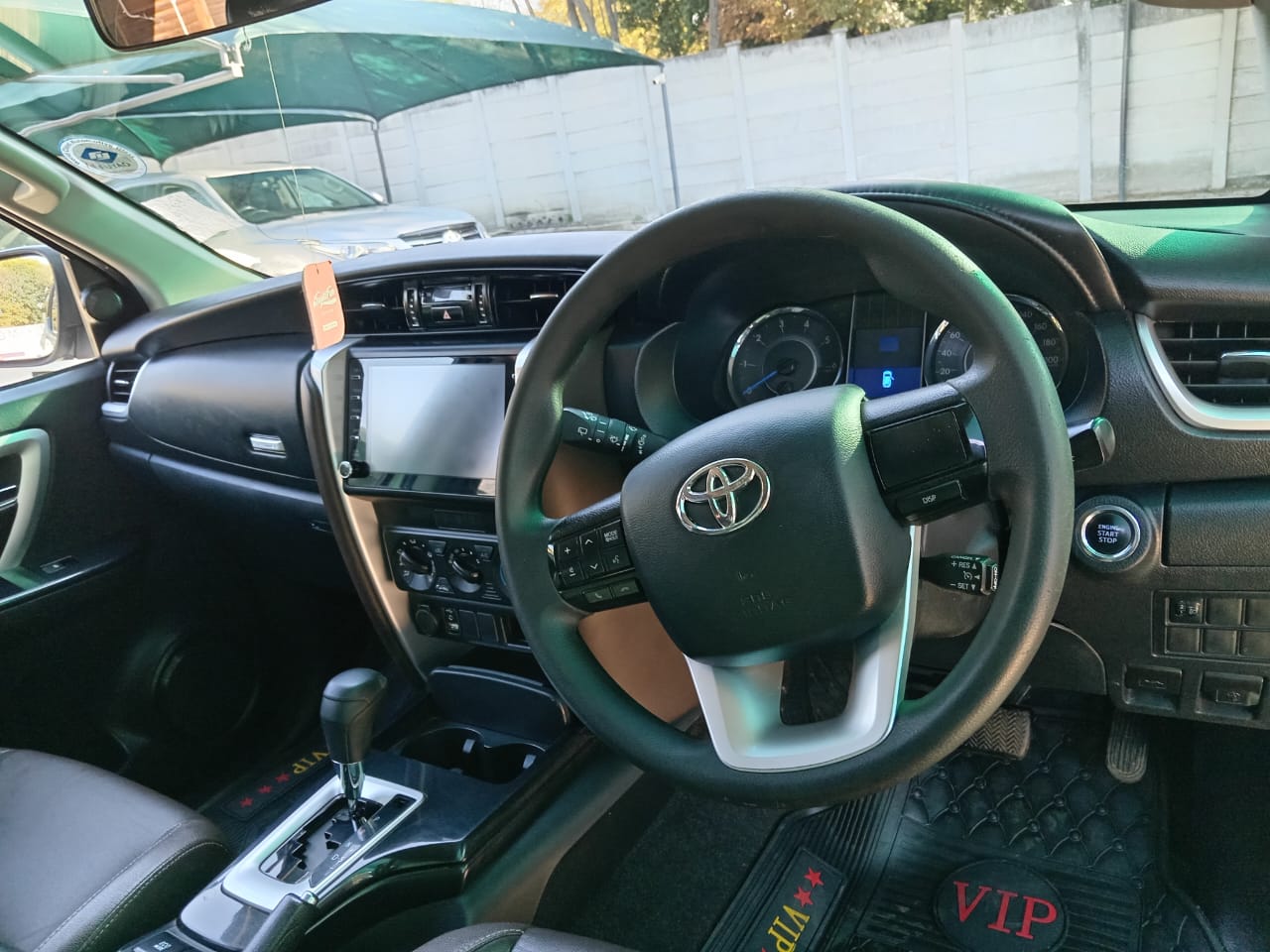 
								2020 Toyota Fortuner 2.4GD-6 Auto full									