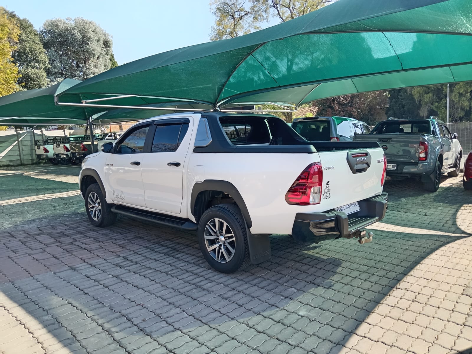 
								2018 Toyota Hilux 2.8GD-6 Double Cab Raider full									
