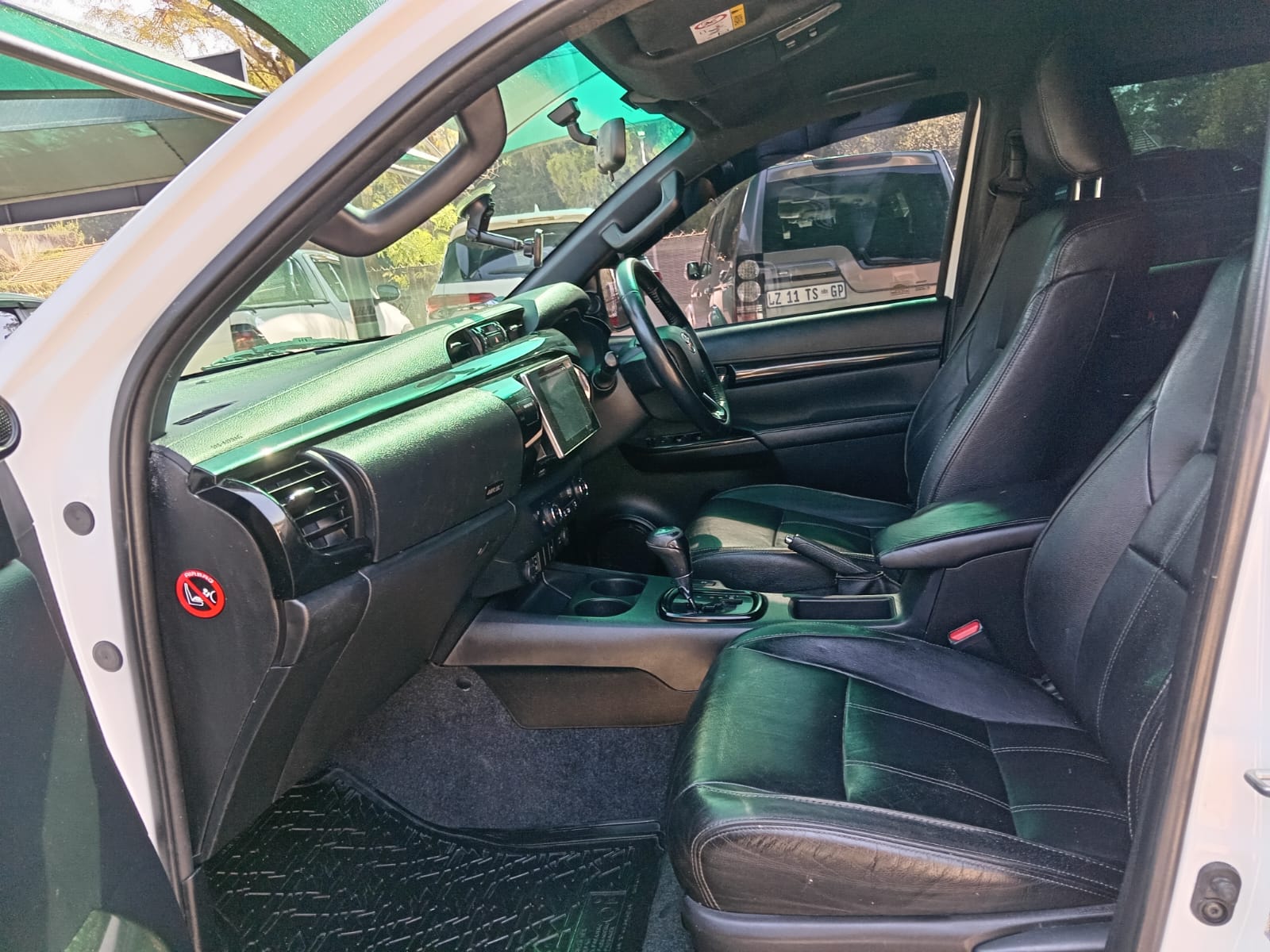 
								2020 Toyota Hilux 2.8GD-6 Double Cab Raider auto full									