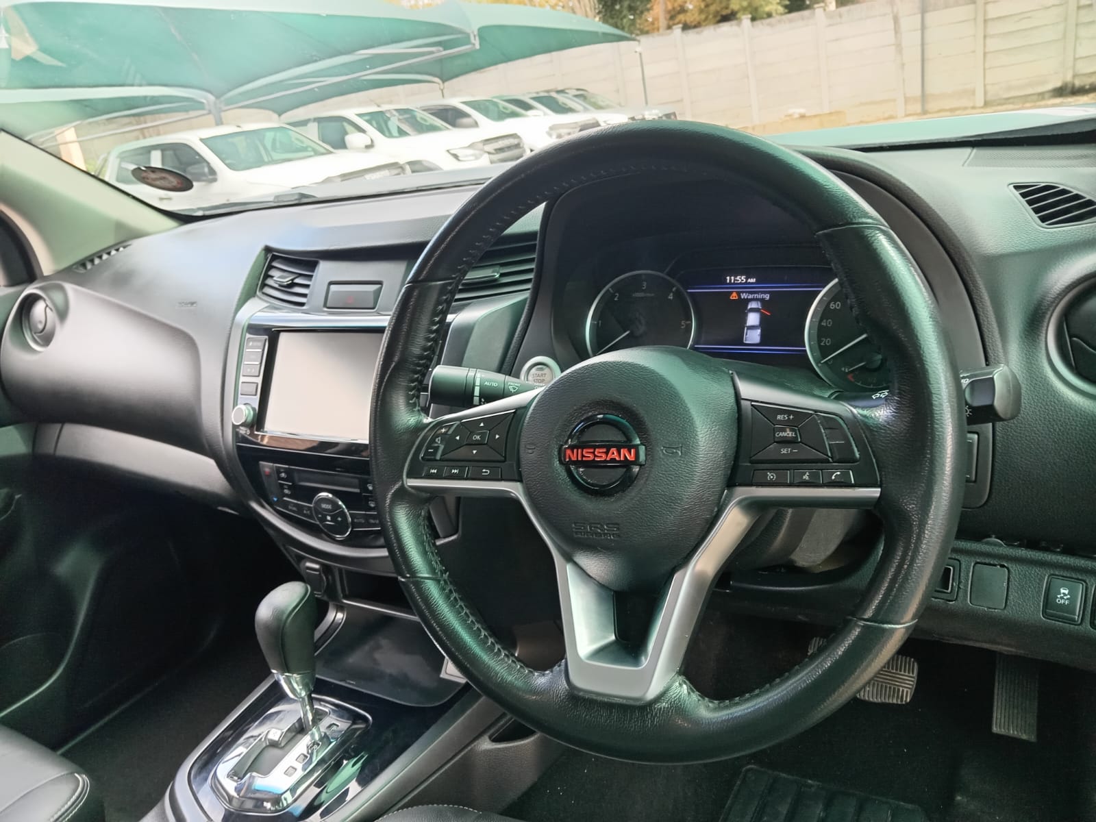 
								Nissan Navara 2.5 Ddti PRO-2X Double cab. full									