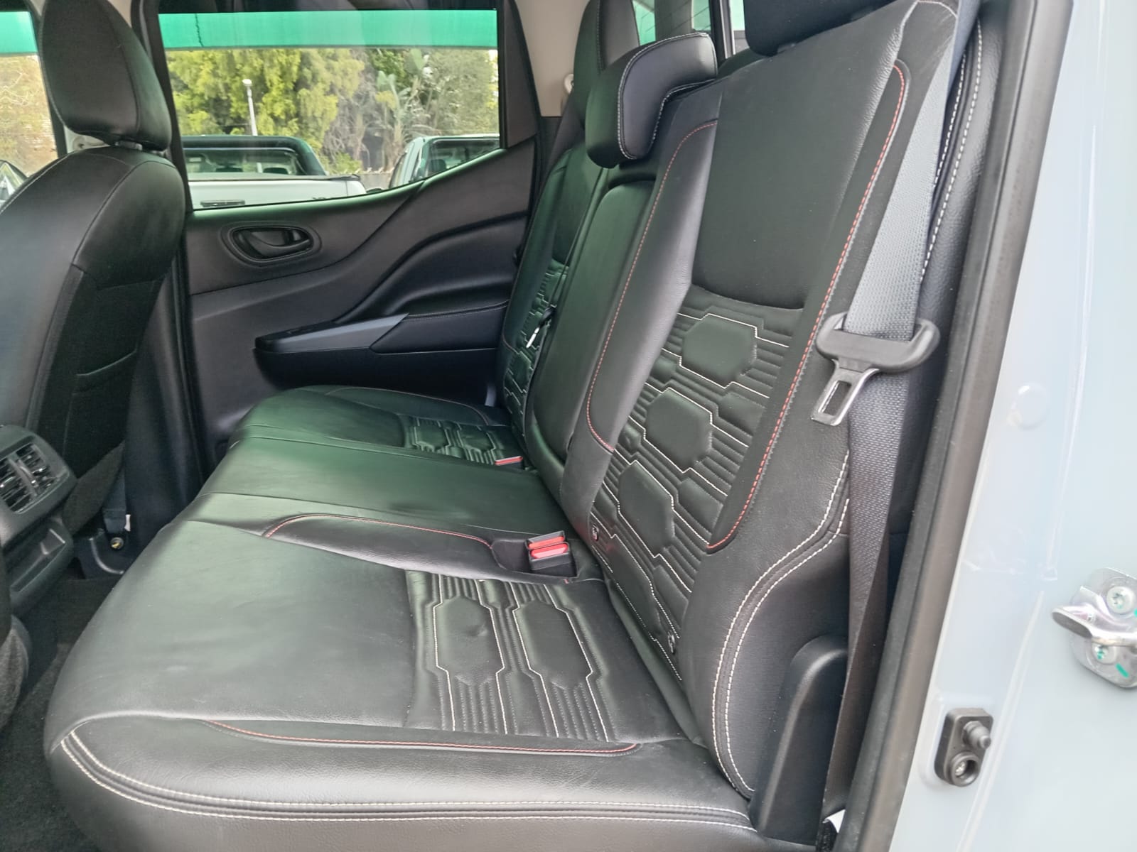 
								Nissan Navara 2.5 Ddti PRO-2X Double cab. full									