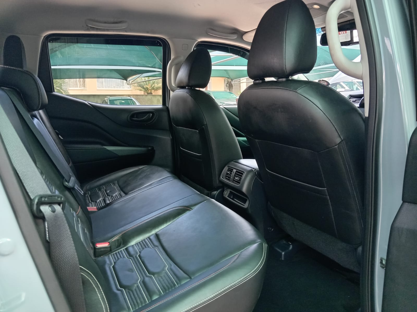 
								Nissan Navara 2.5 Ddti PRO-2X Double cab. full									