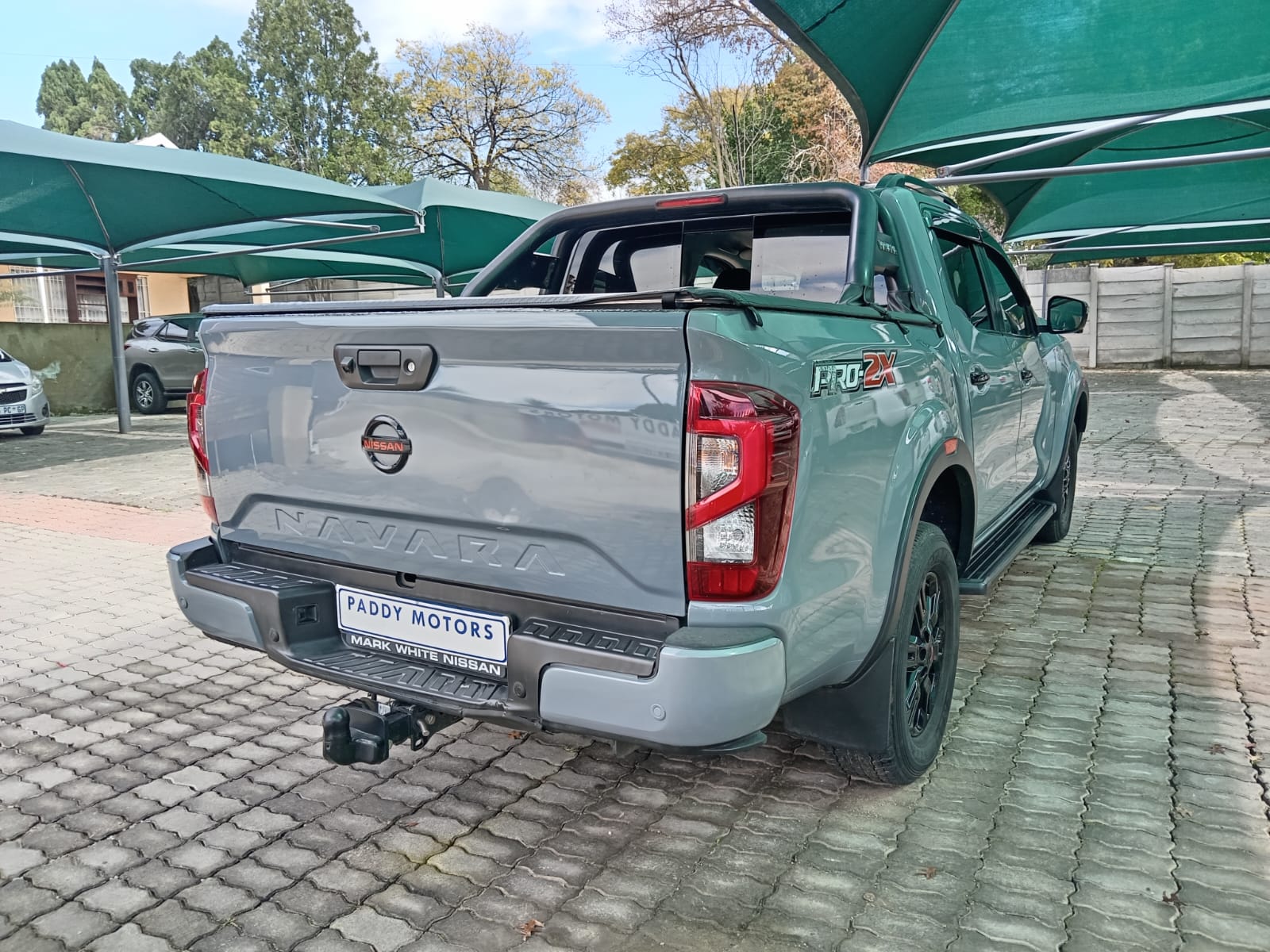 
								Nissan Navara 2.5 Ddti PRO-2X Double cab. full									