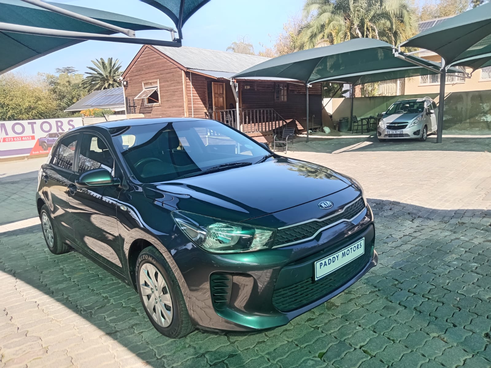 
								Kia Rio 1.2 hatchback full									