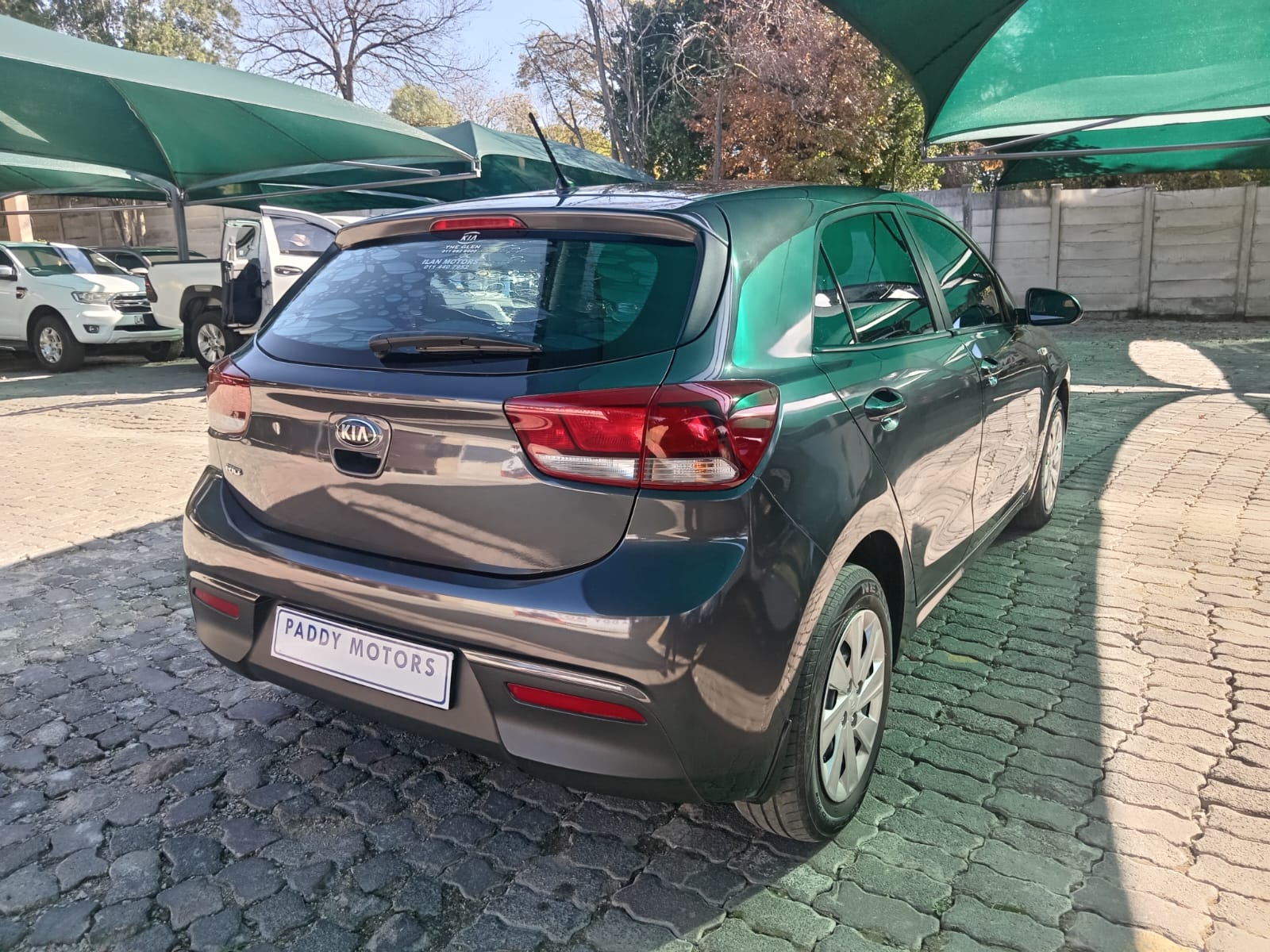 
								Kia Rio 1.2 hatchback full									