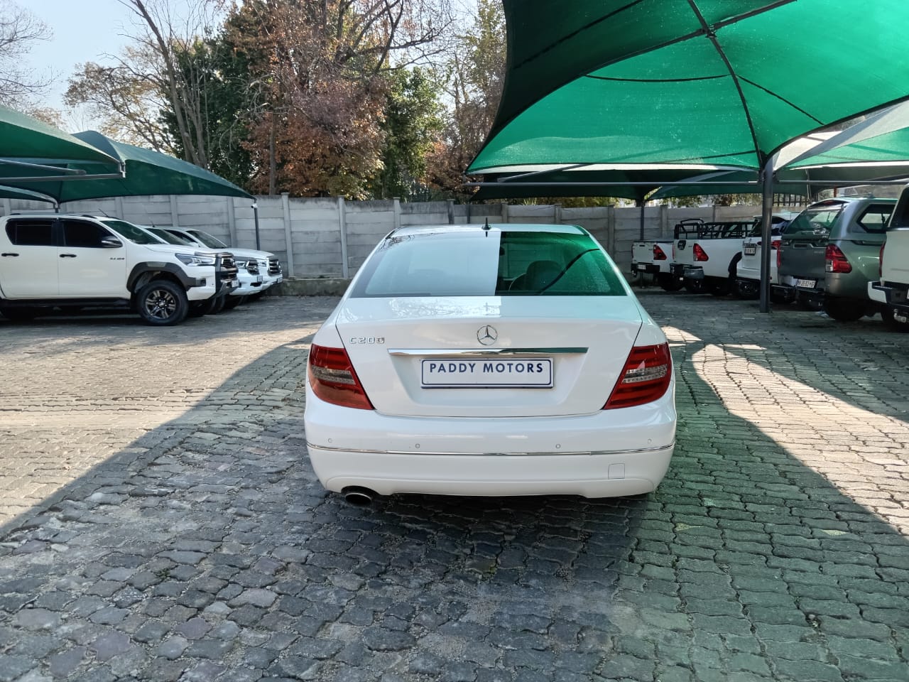 
								Mercedes Benz C-Class C200 full									