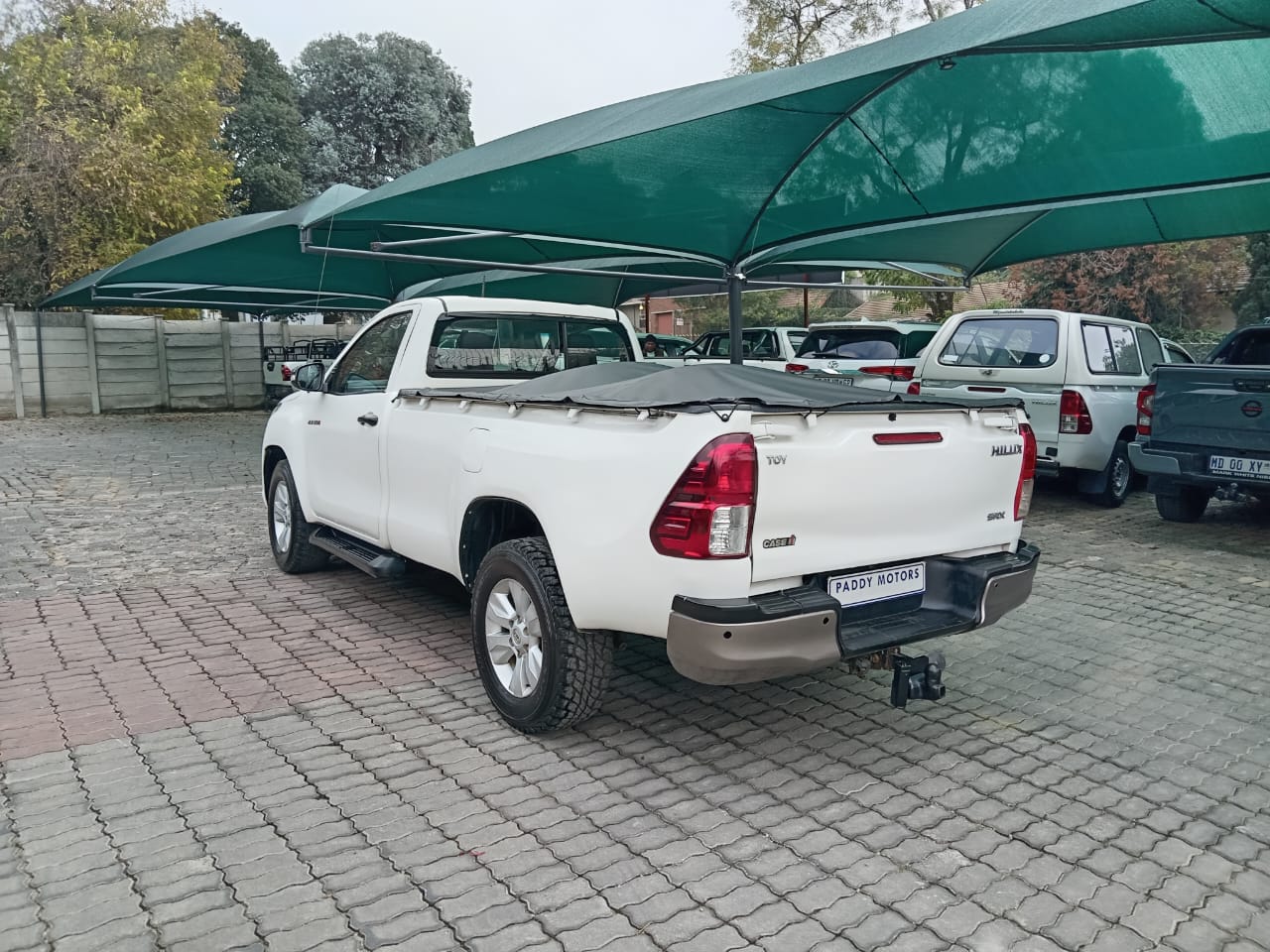 
								Toyota Hilux 2.4 GD6 Single cab full									