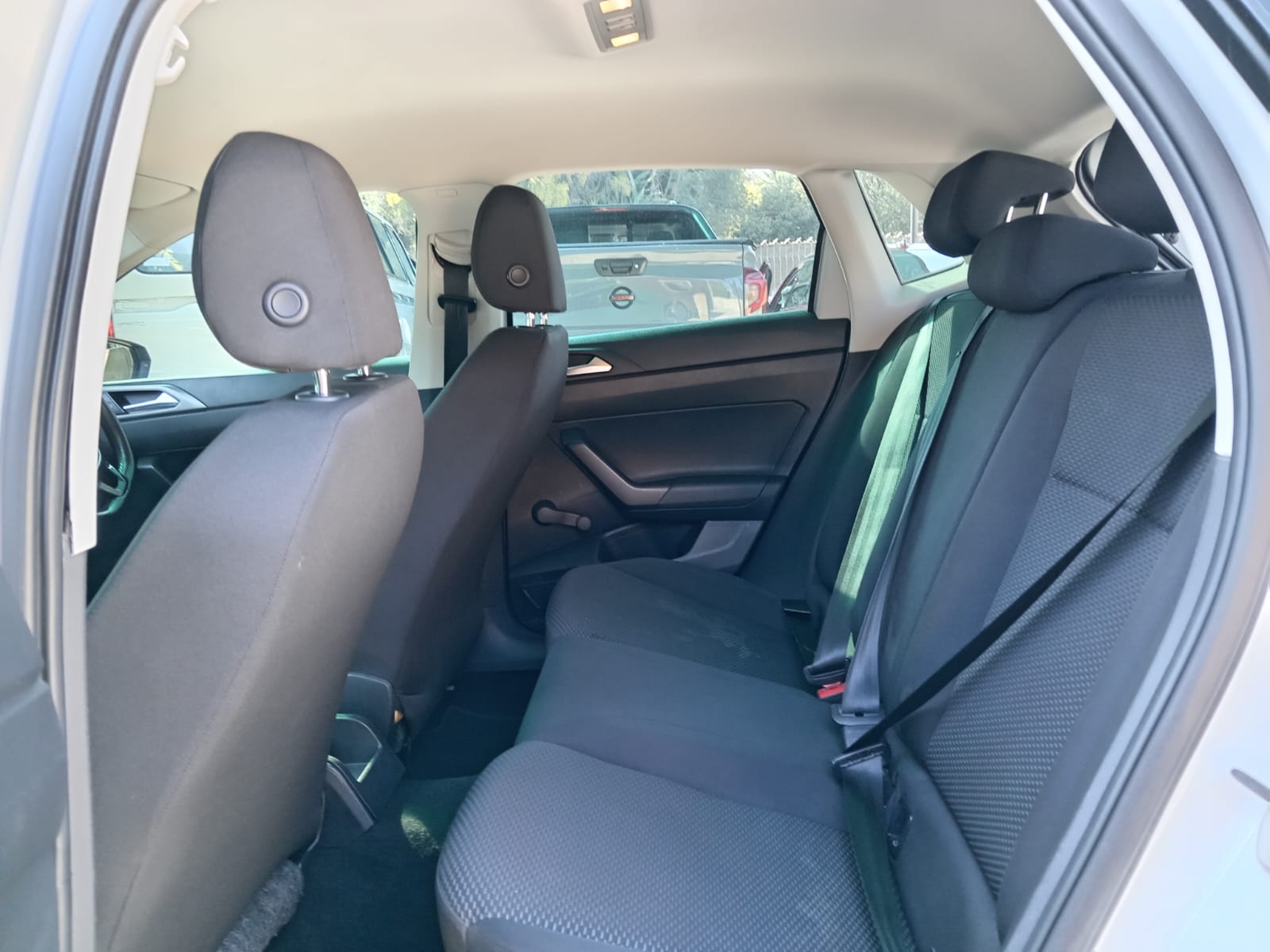 
								Volkswagen Polo 1.0 Tsi Trendline Hatchback full									